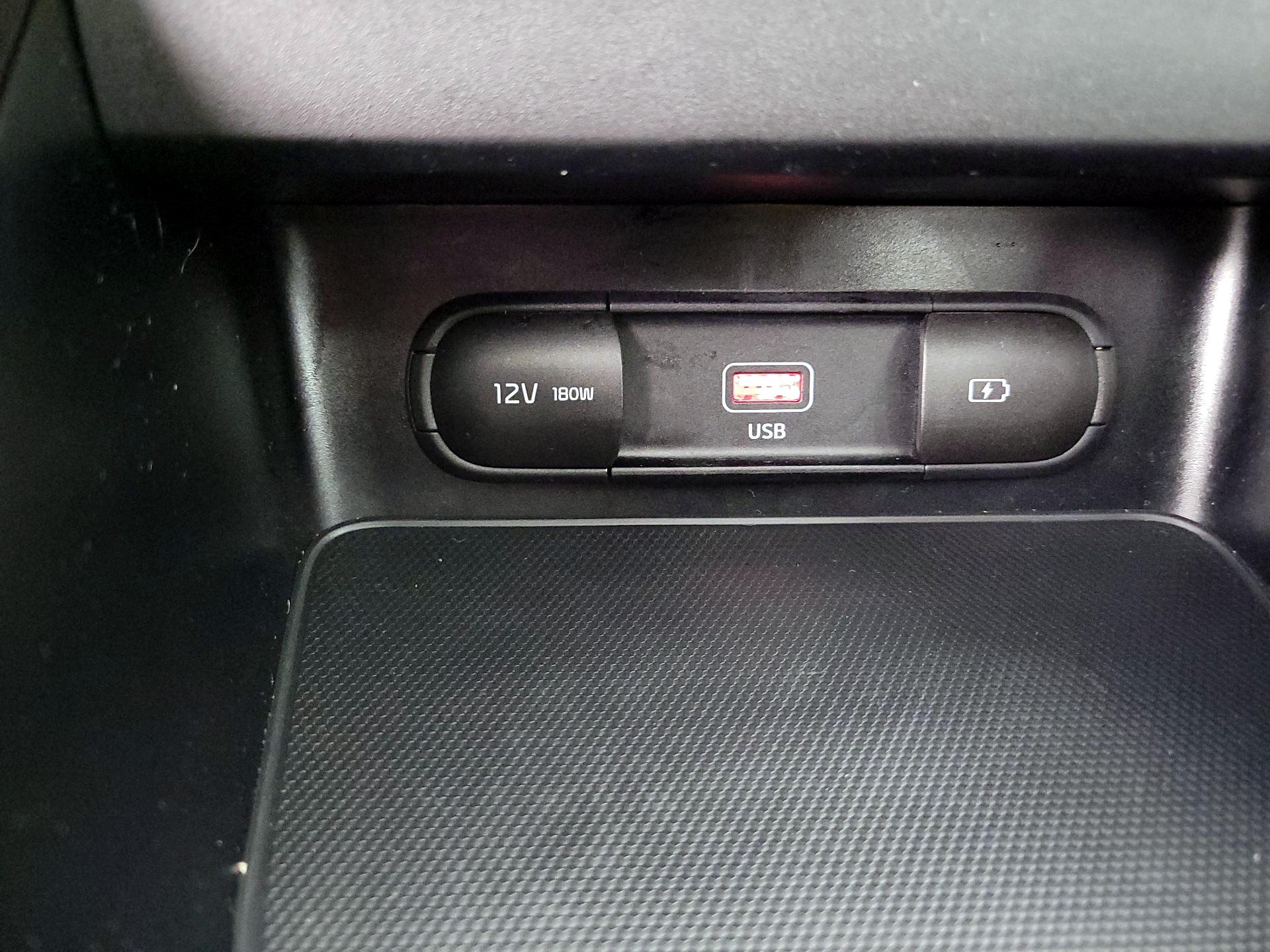 Thumbnail: 2022 Kia Forte - 19