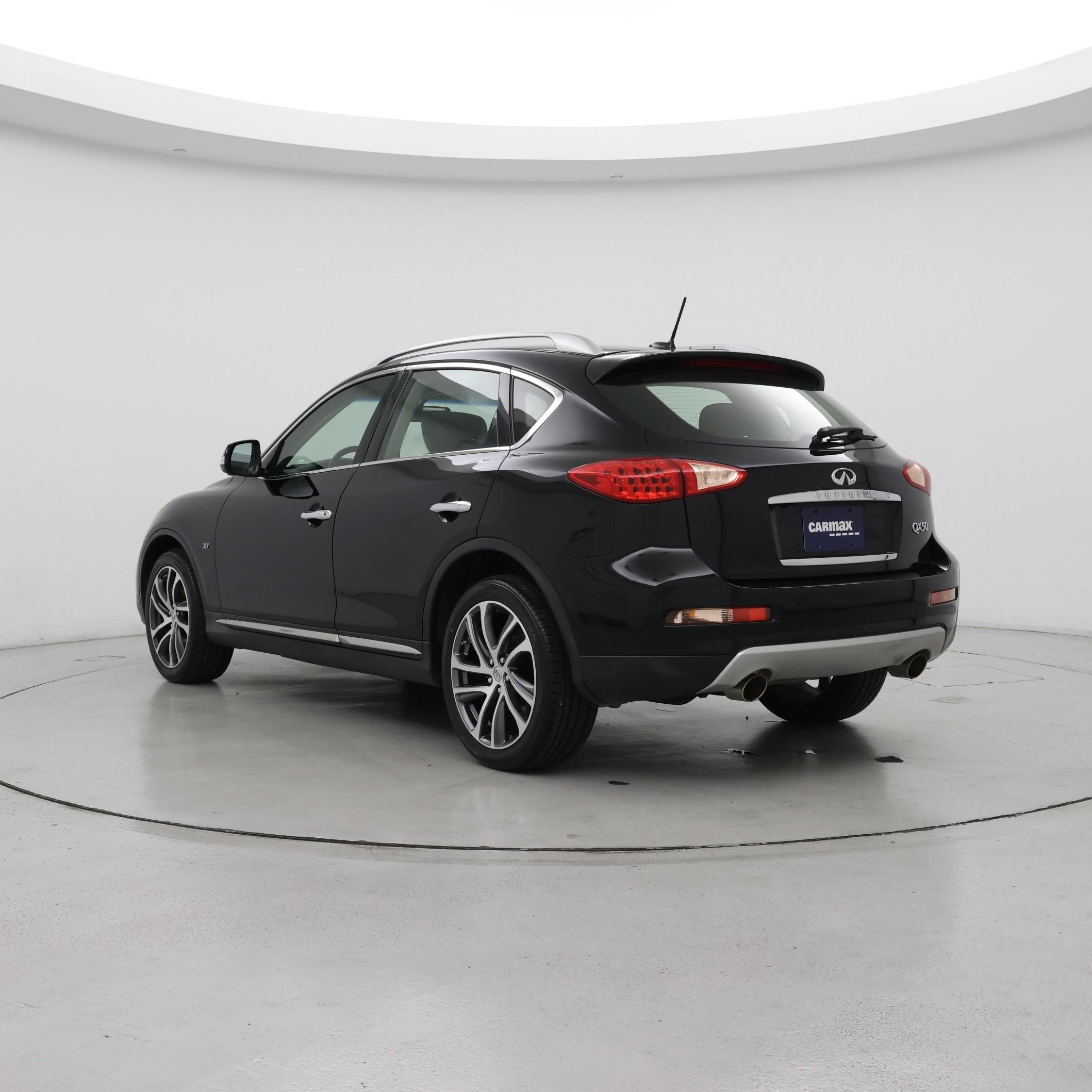 Thumbnail: 2017 INFINITI QX50 - 2