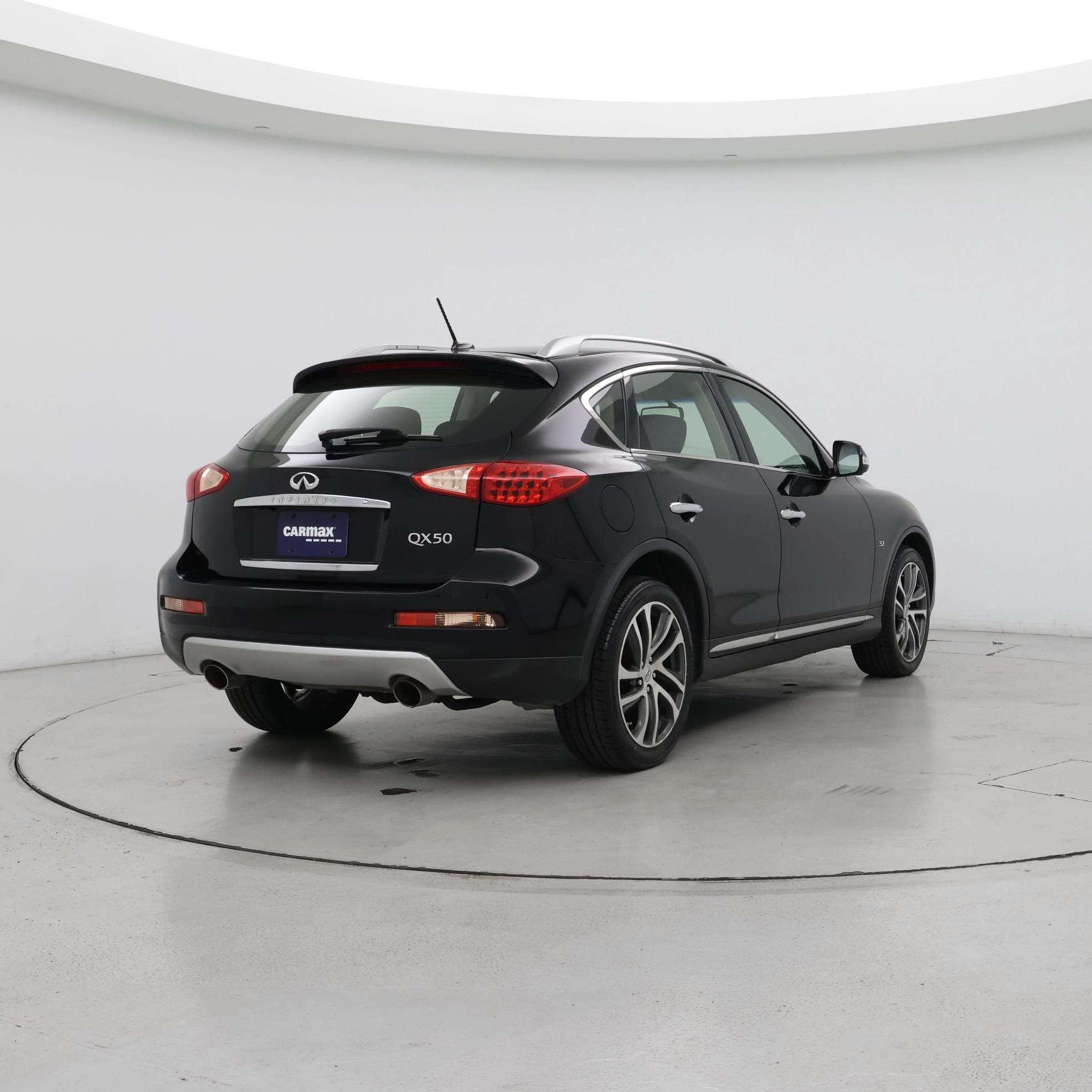 Thumbnail: 2017 INFINITI QX50 - 8
