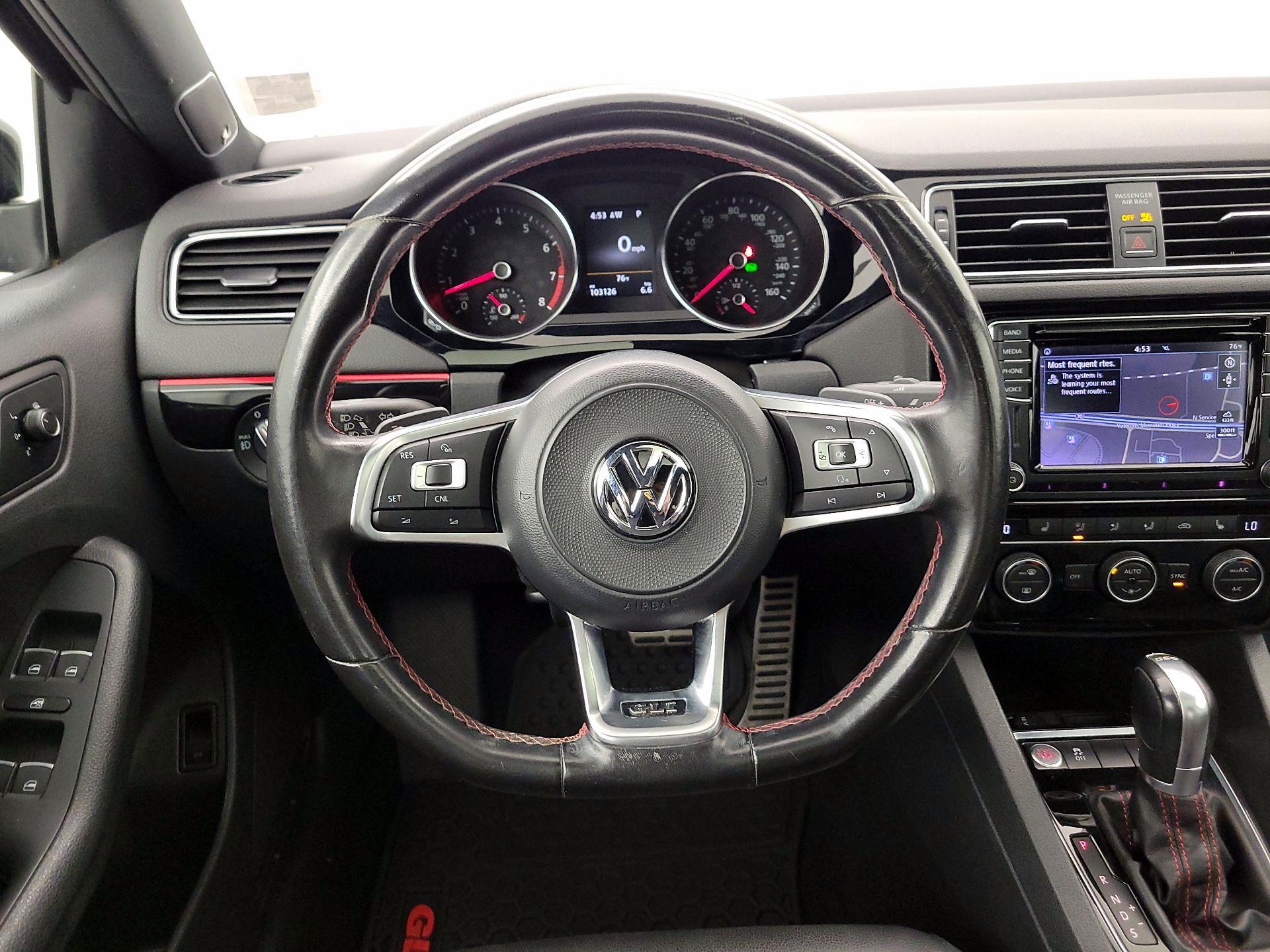 Thumbnail: 2017 Volkswagen Jetta - 10