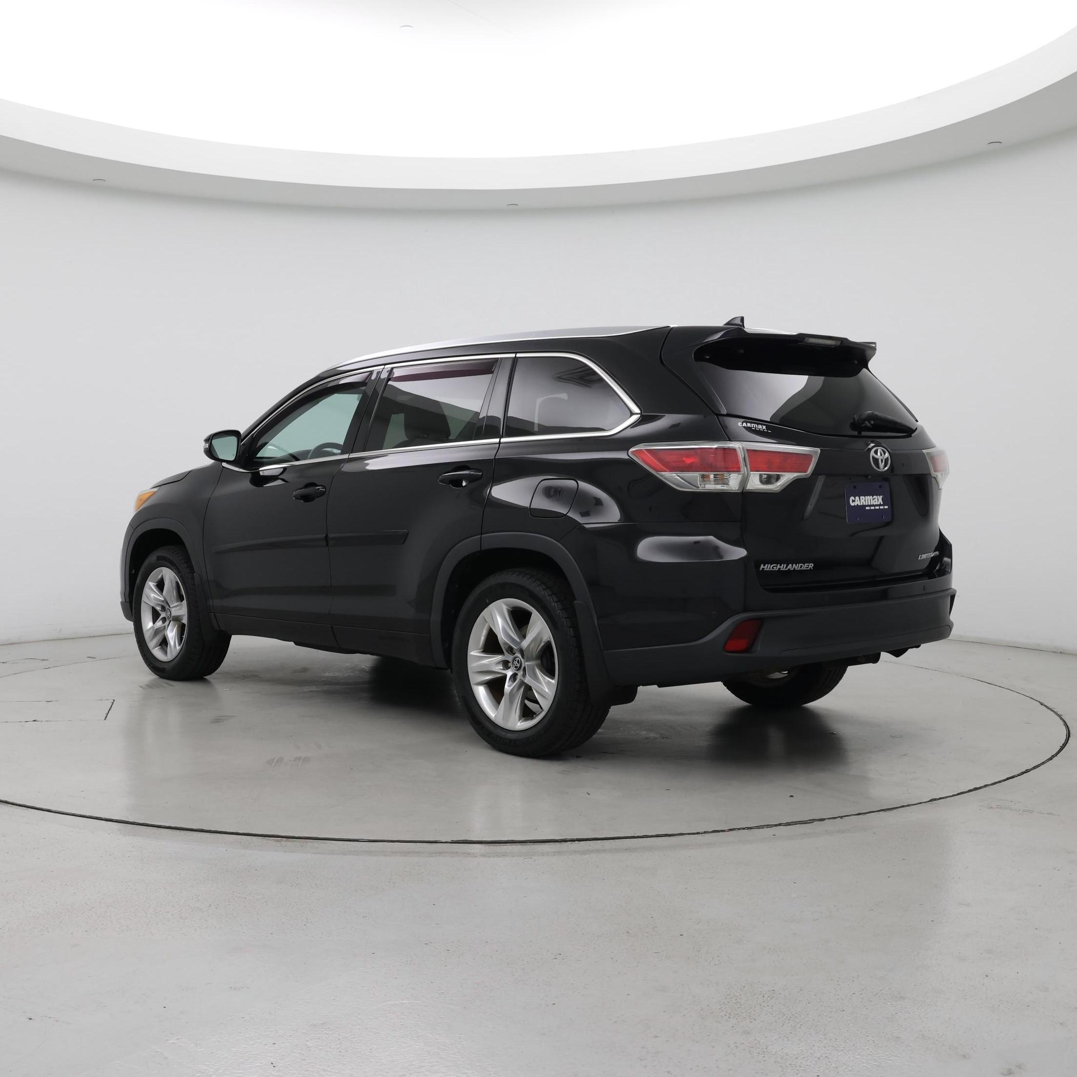 Thumbnail: 2016 Toyota Highlander - 2