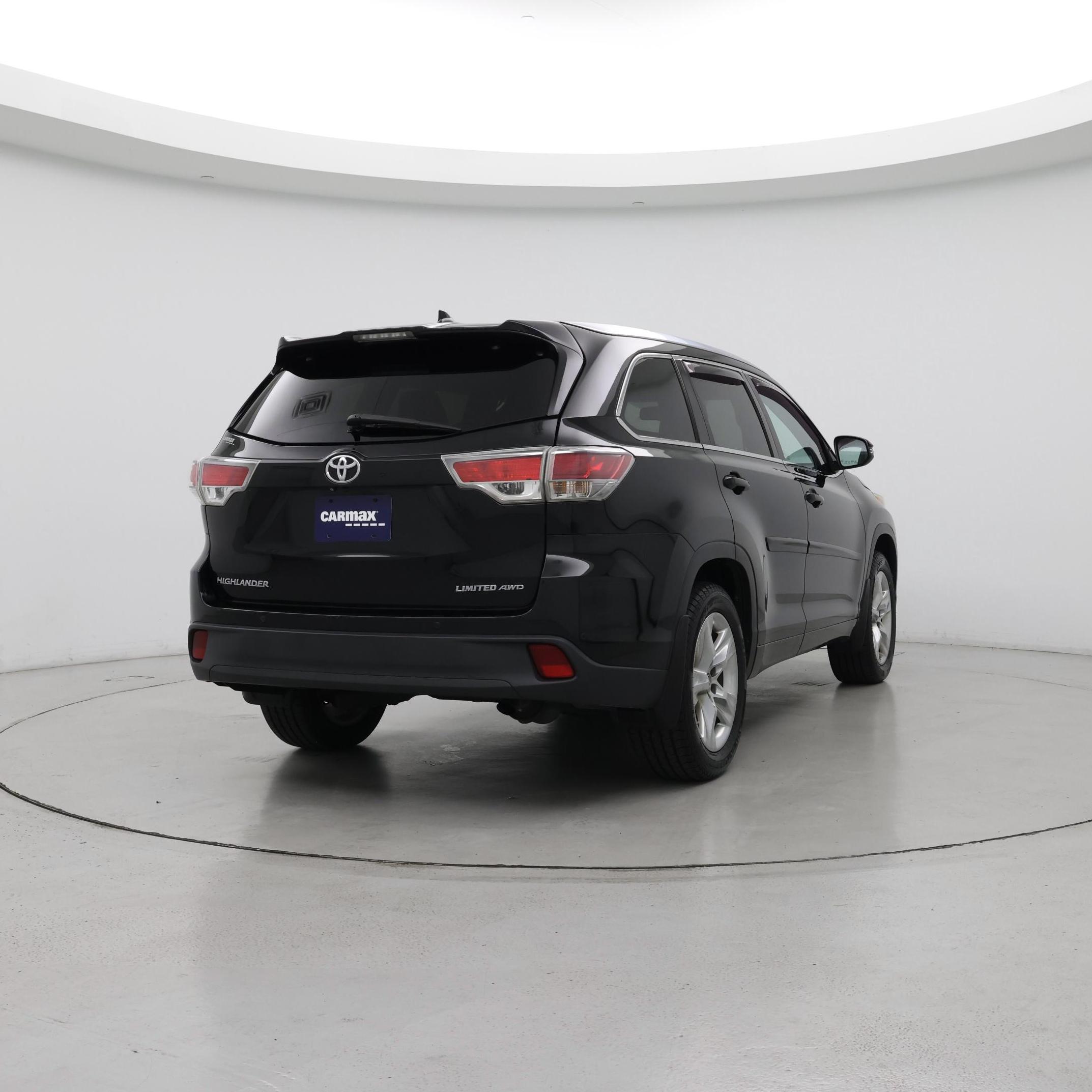 Thumbnail: 2016 Toyota Highlander - 8