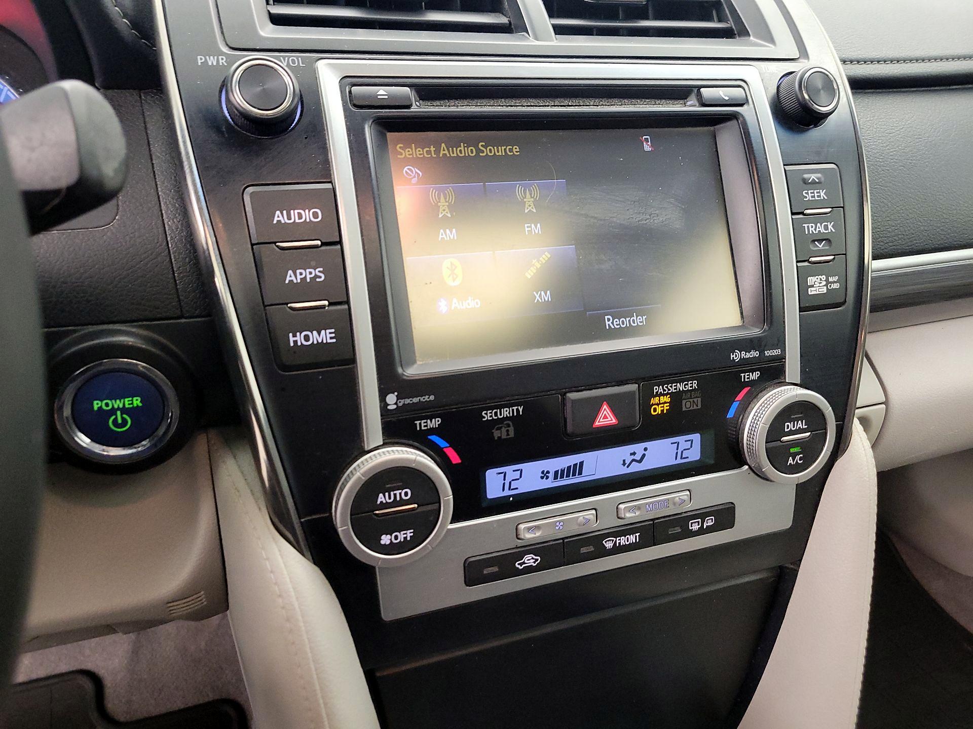 Thumbnail: 2014 Toyota Camry - 15