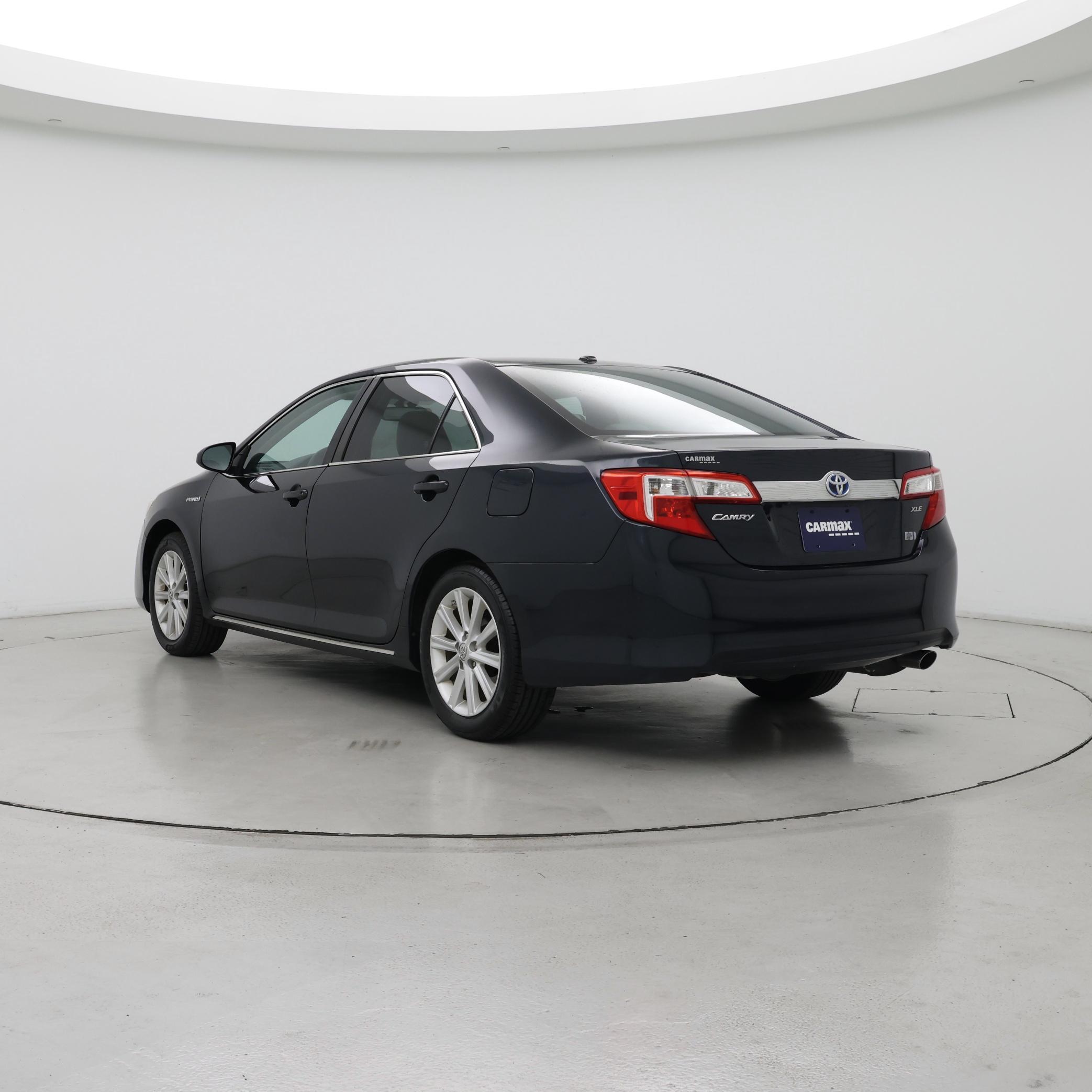 Thumbnail: 2014 Toyota Camry - 2