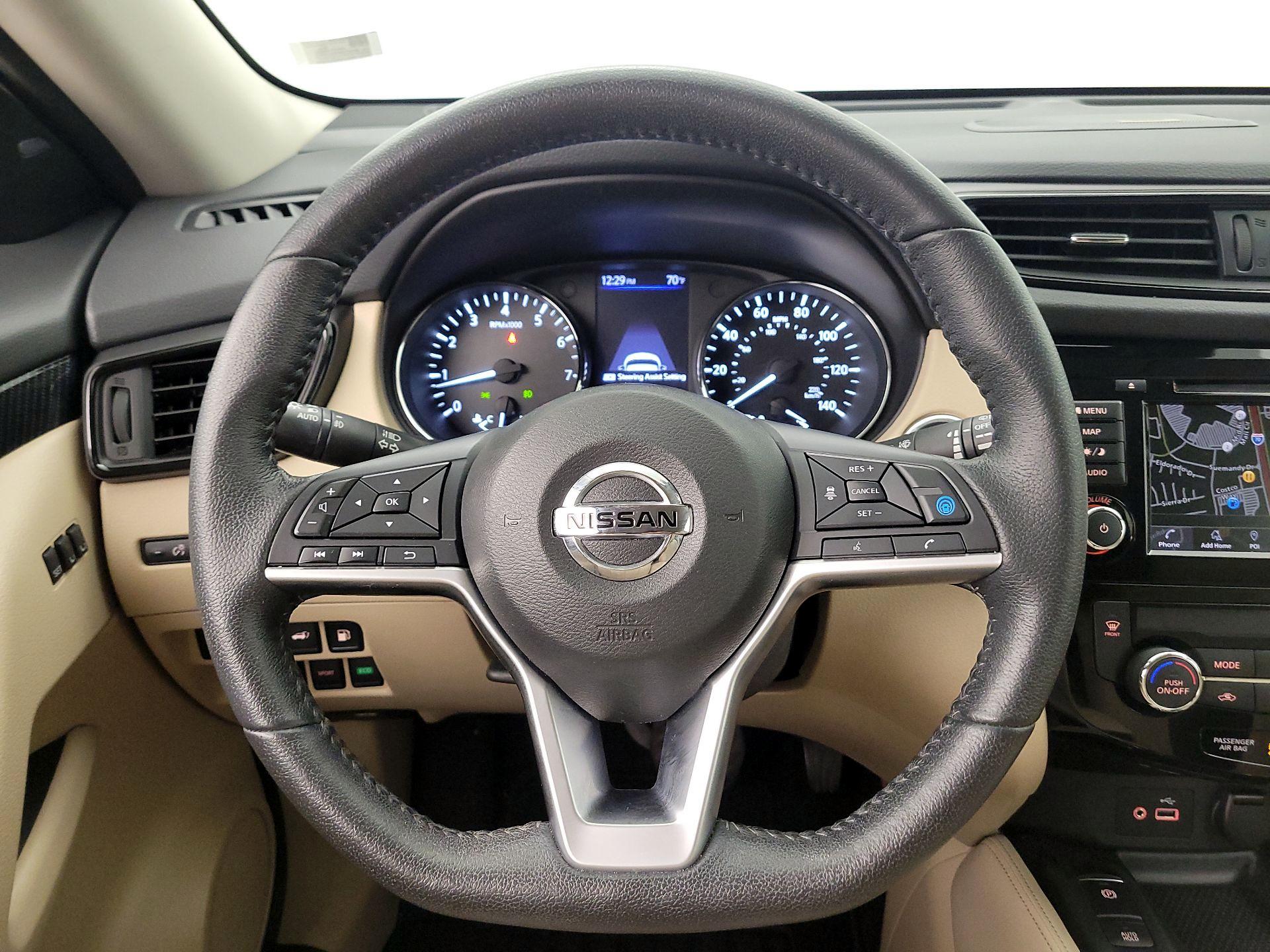 Thumbnail: 2020 Nissan Rogue - 10