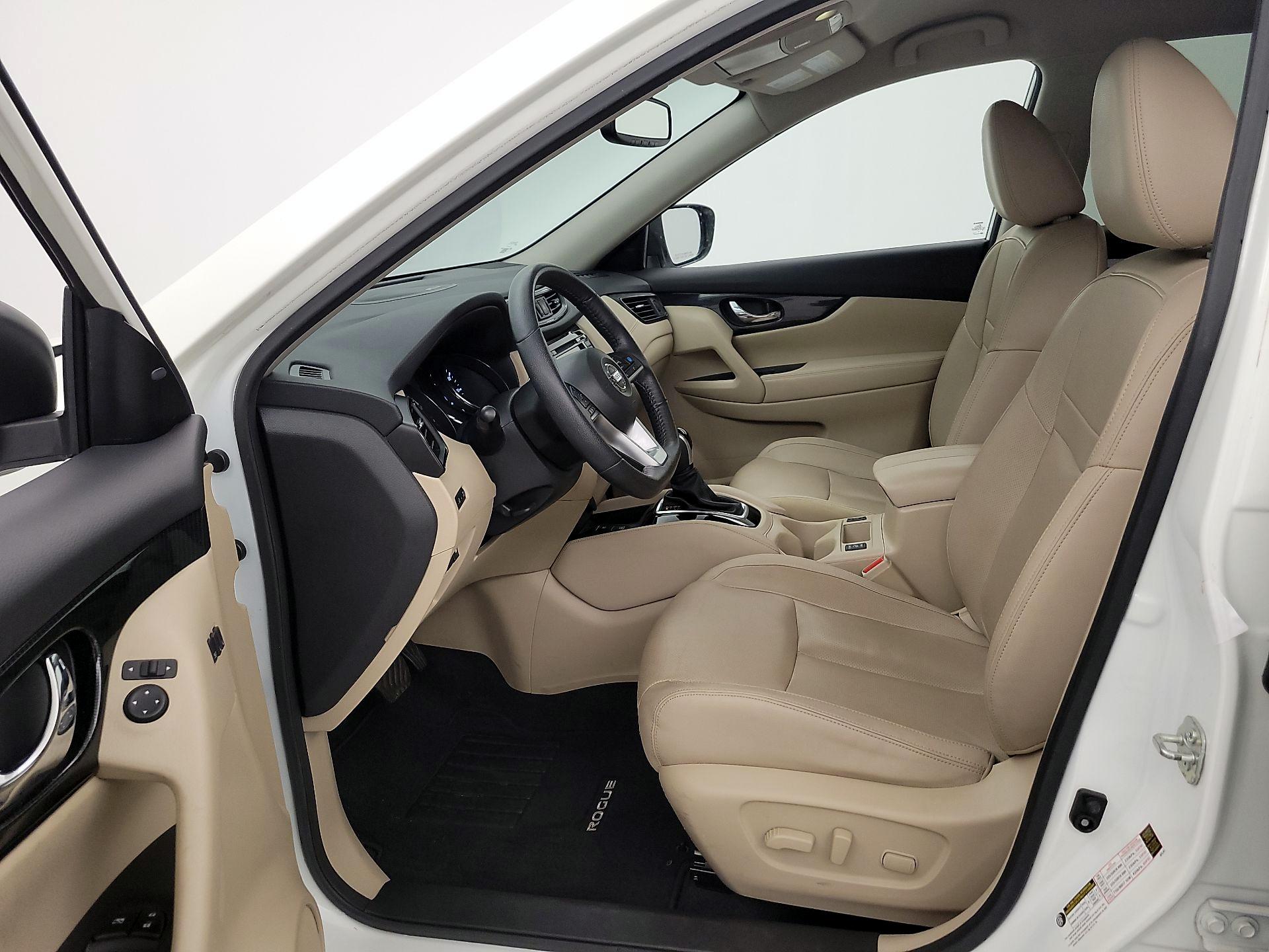 Thumbnail: 2020 Nissan Rogue - 11