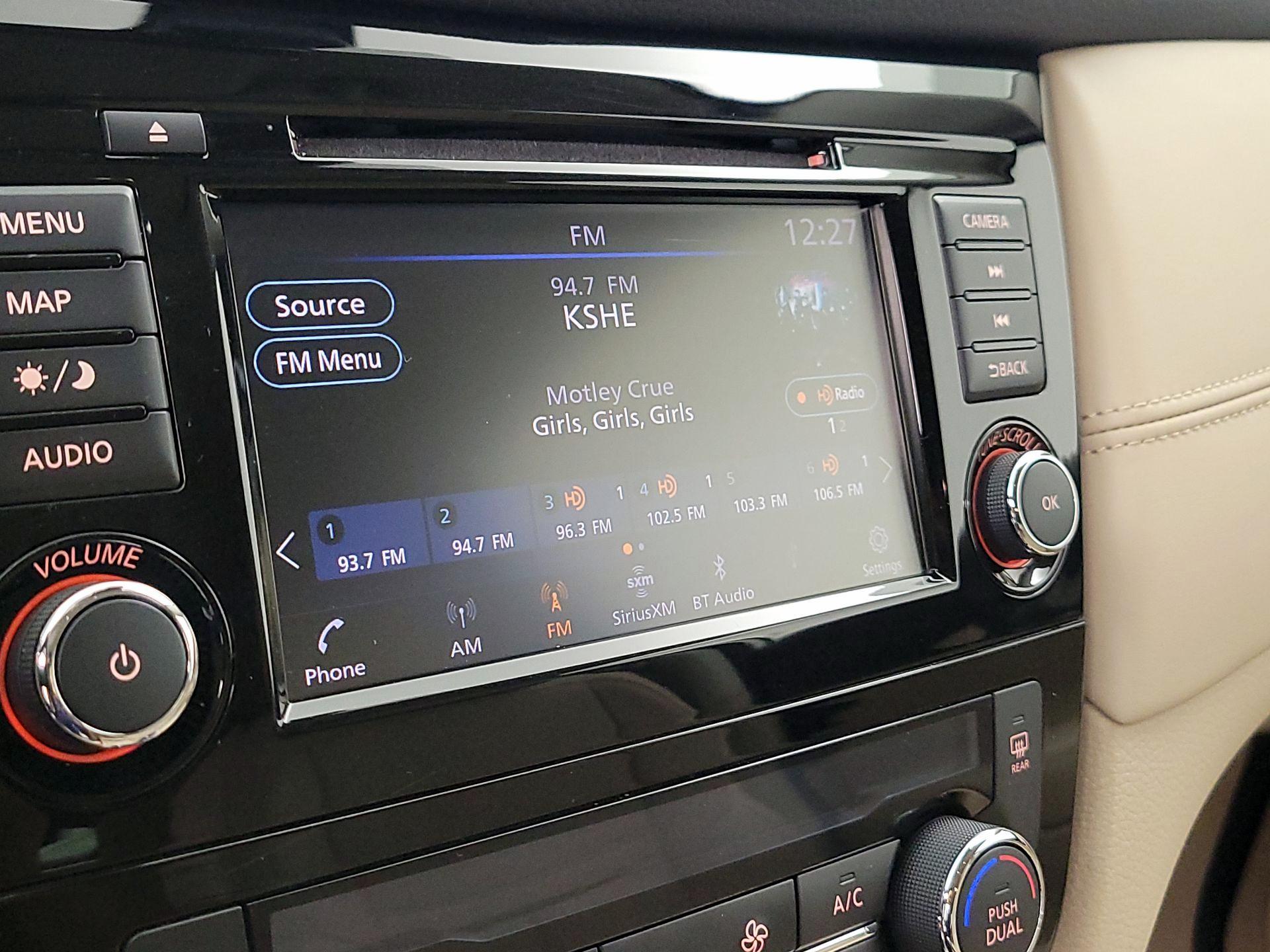 Thumbnail: 2020 Nissan Rogue - 16