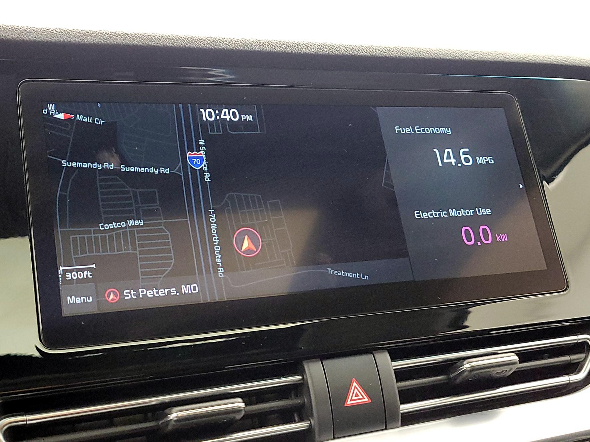 Thumbnail: 2022 Kia Niro - 14