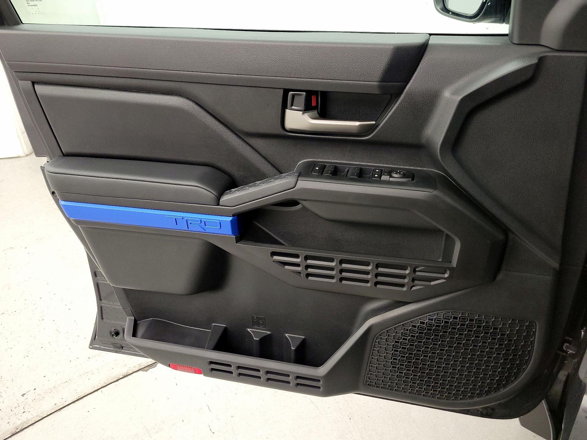 Thumbnail: 2025 Toyota Tacoma - 12