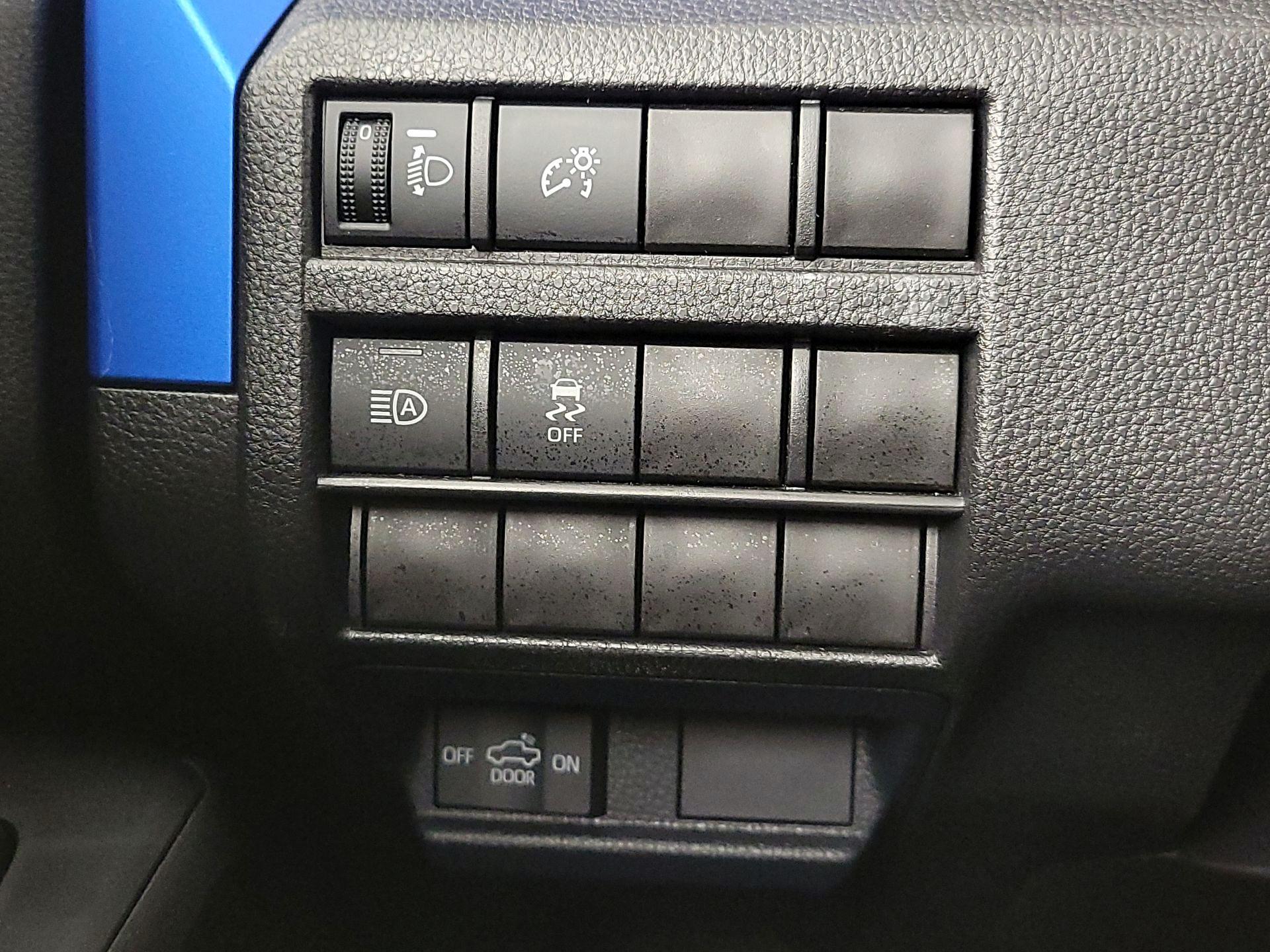 Thumbnail: 2025 Toyota Tacoma - 13