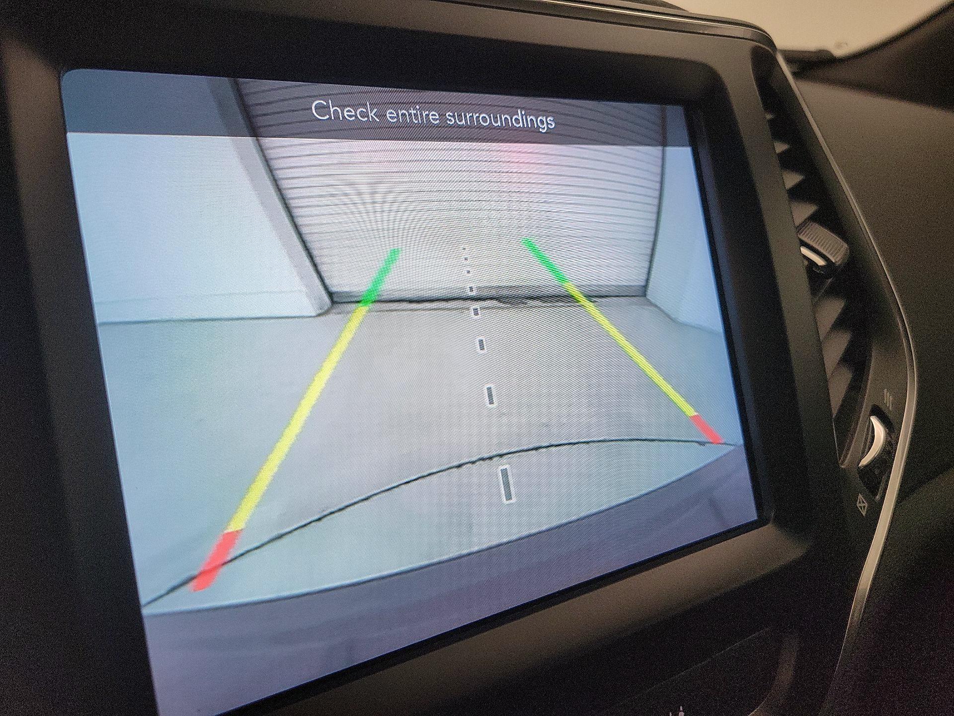 Thumbnail: 2021 Jeep Cherokee - 14