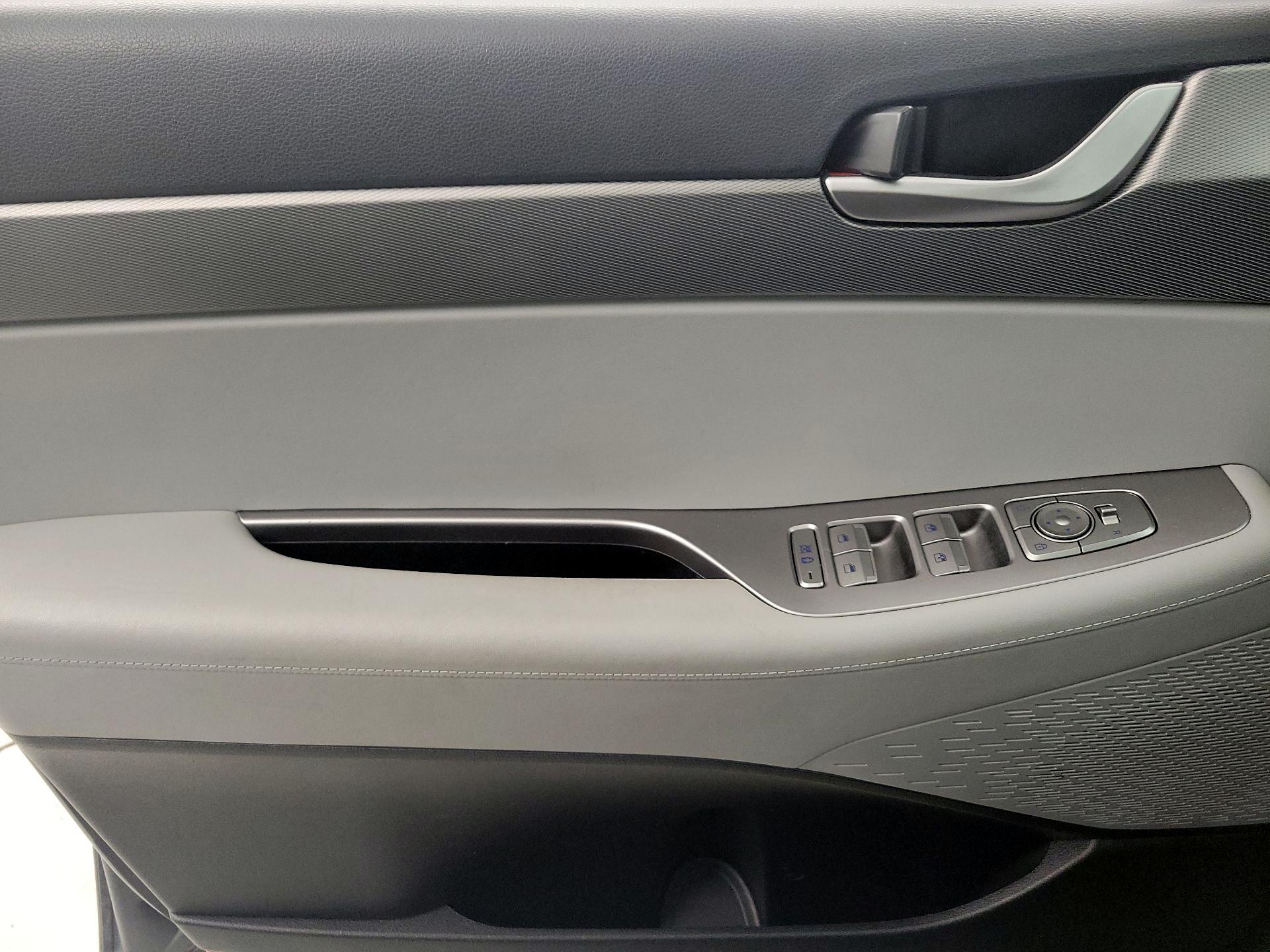 Thumbnail: 2020 Hyundai Palisade - 12