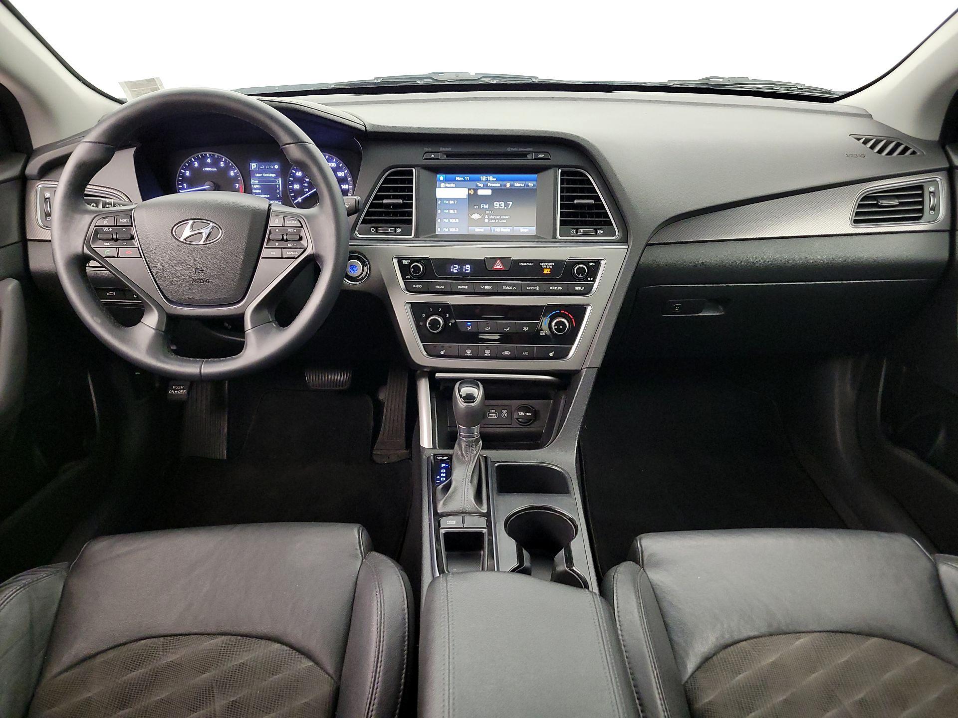 Thumbnail: 2017 Hyundai Sonata - 9