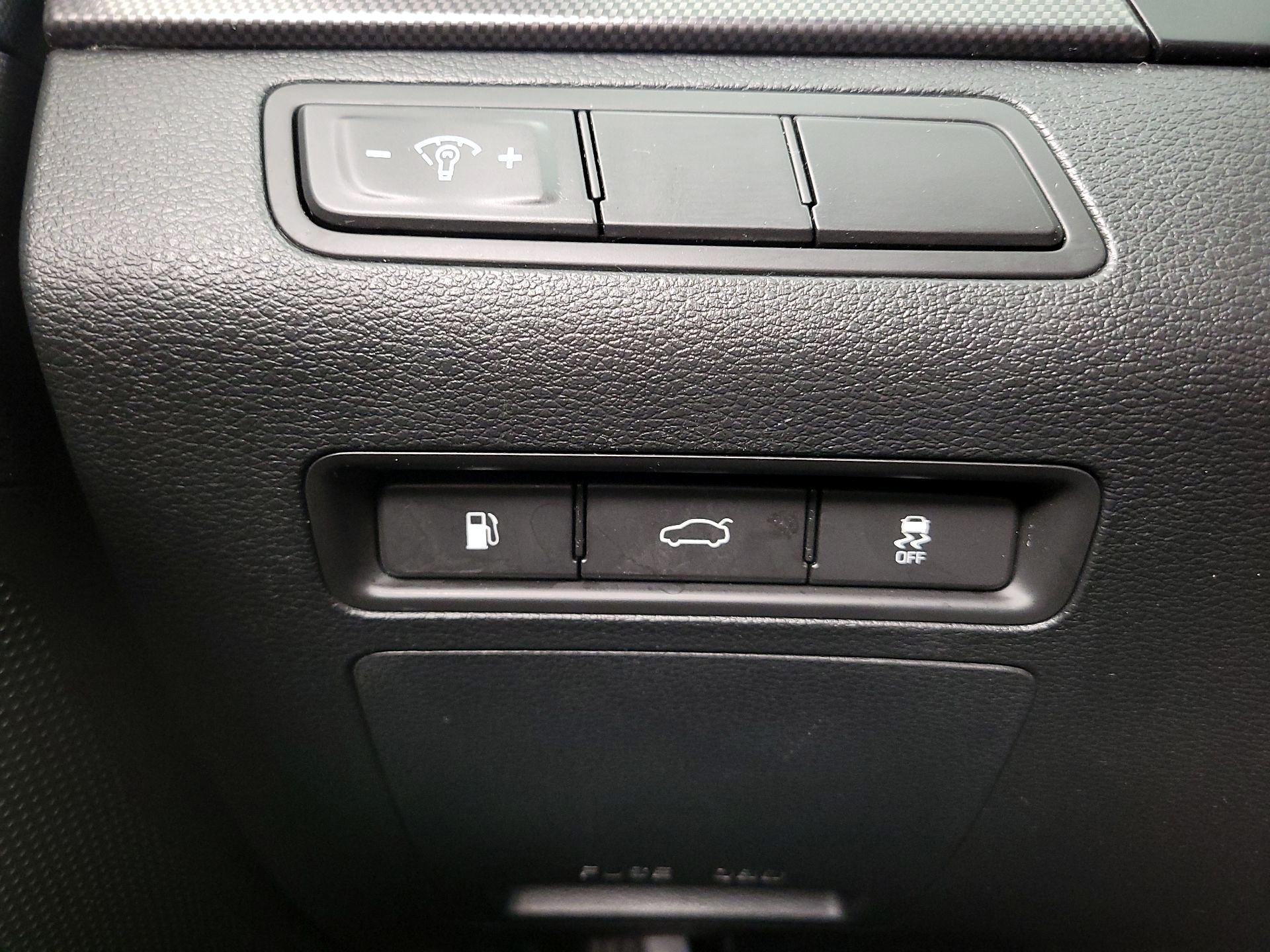 Thumbnail: 2017 Hyundai Sonata - 13