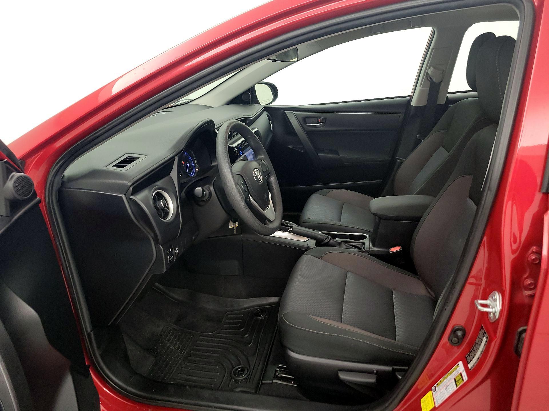 Thumbnail: 2018 Toyota Corolla - 11