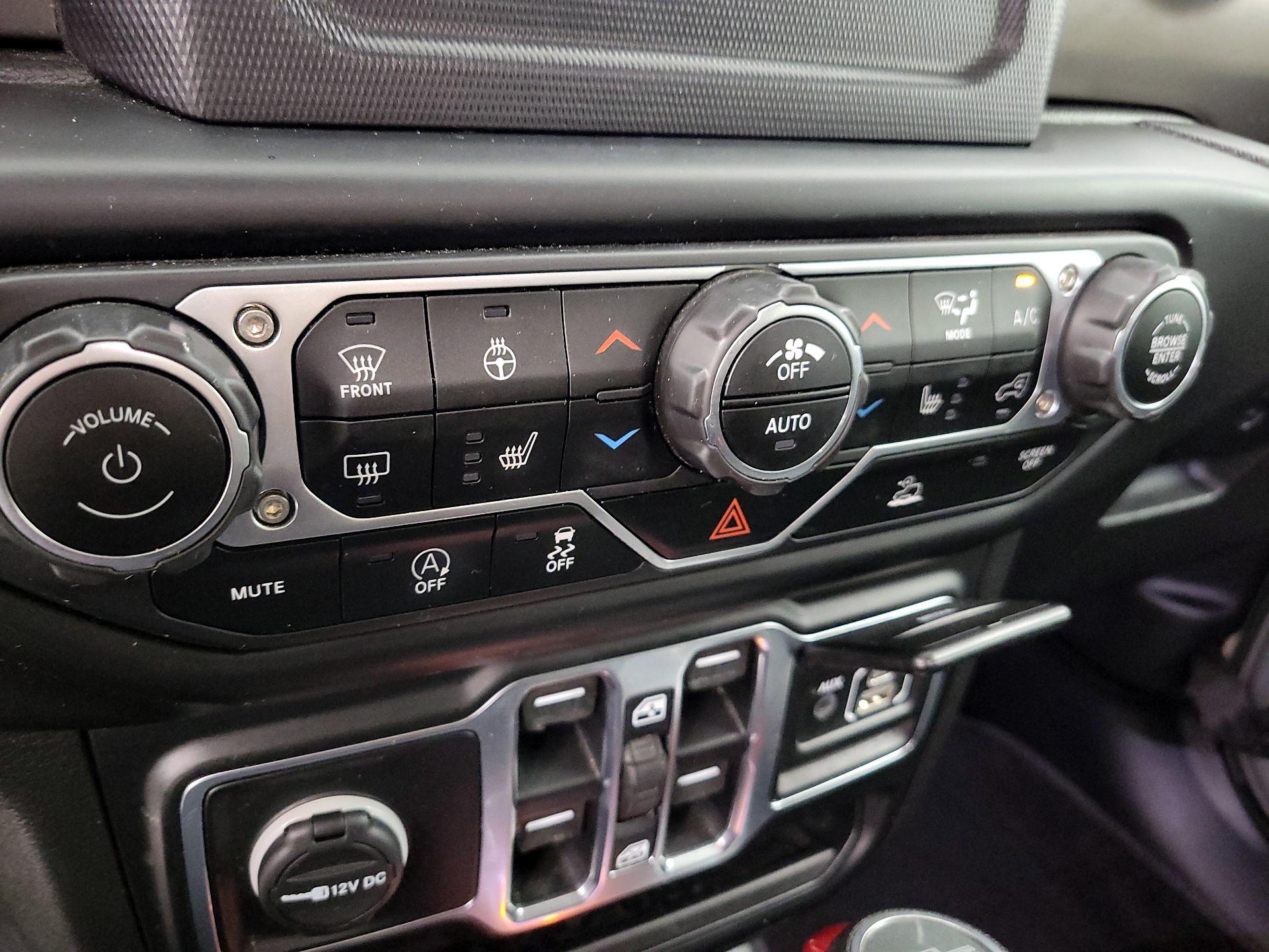 Thumbnail: 2020 Jeep Gladiator - 16