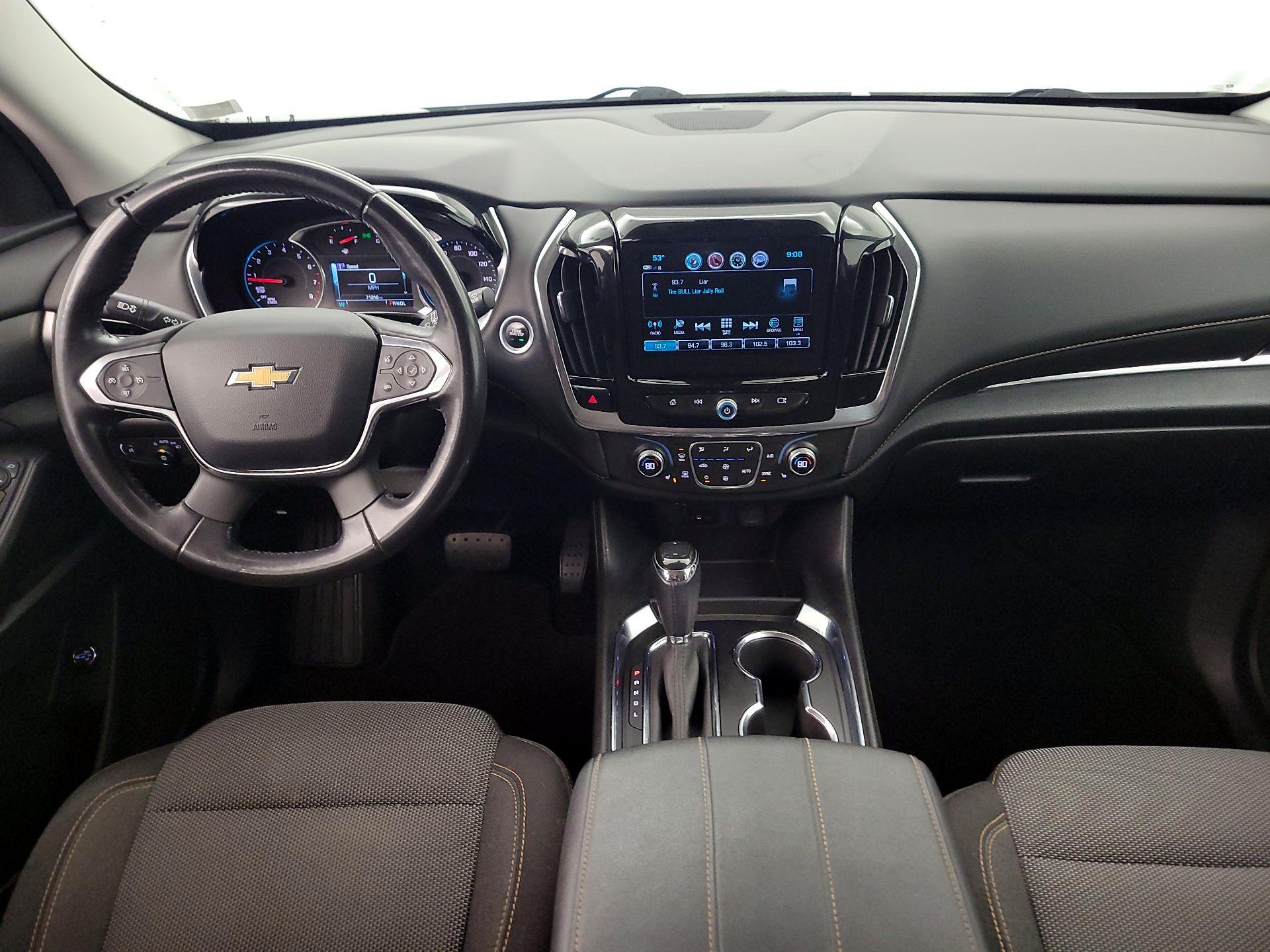 Thumbnail: 2018 Chevrolet Traverse - 9