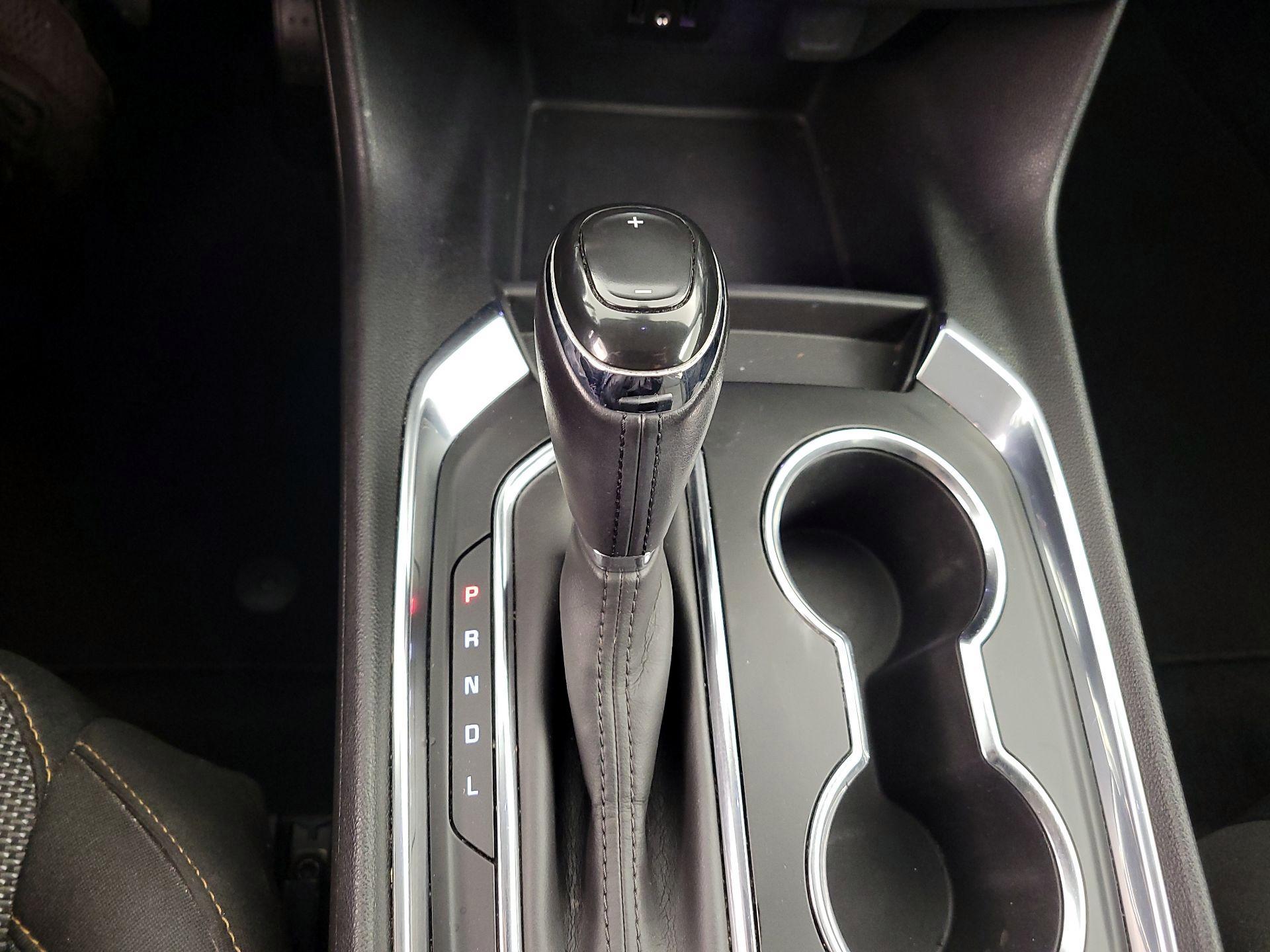 Thumbnail: 2018 Chevrolet Traverse - 17