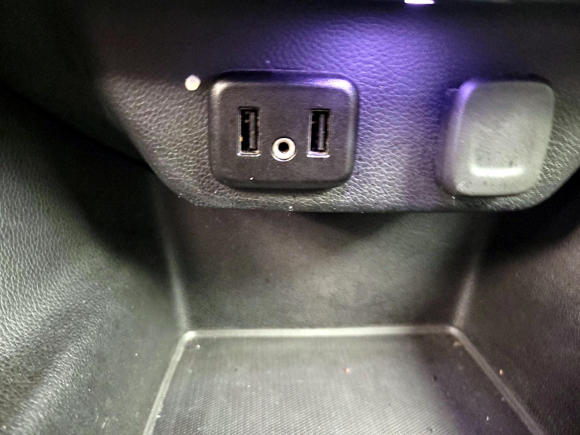 Thumbnail: 2018 Chevrolet Traverse - 18