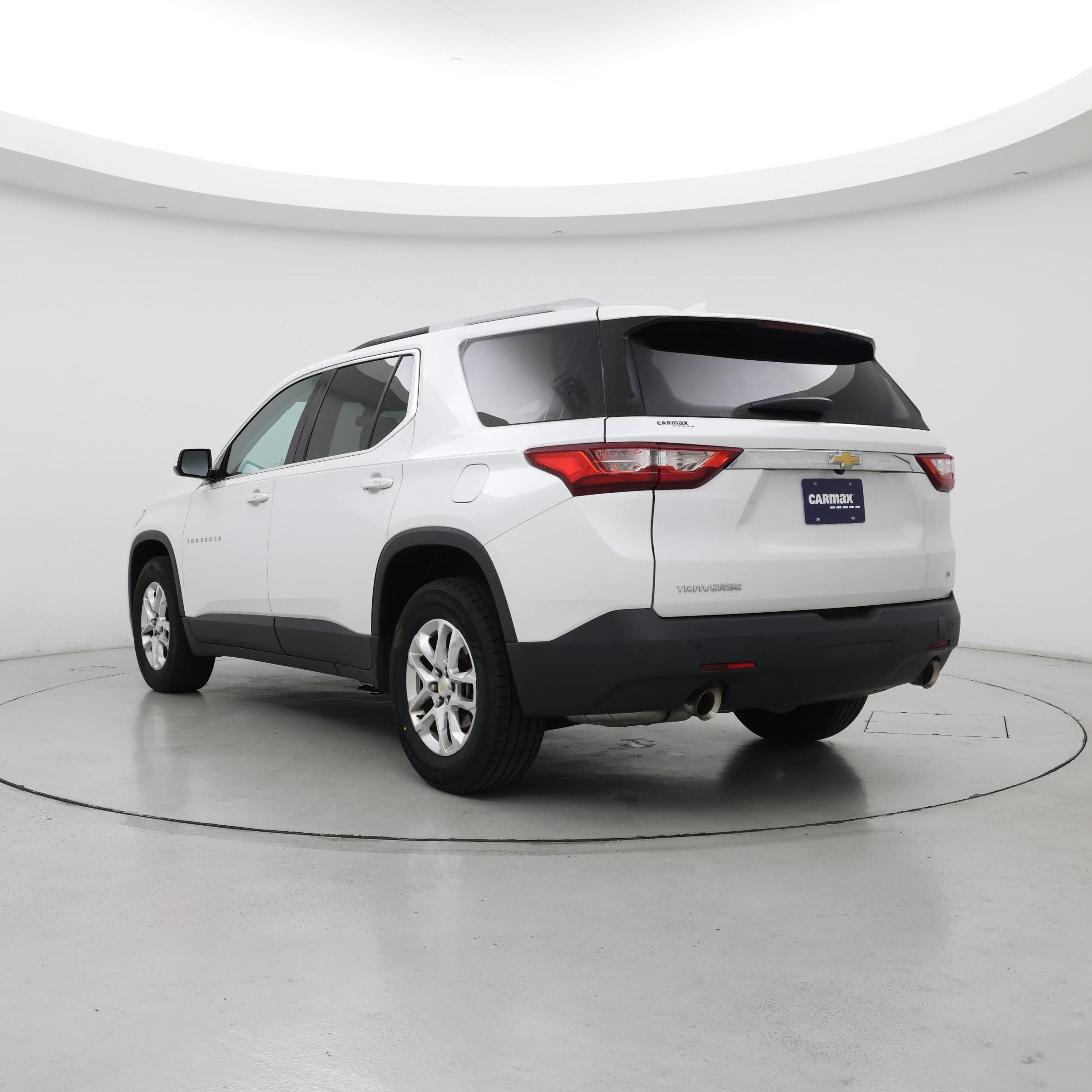 Thumbnail: 2018 Chevrolet Traverse - 2