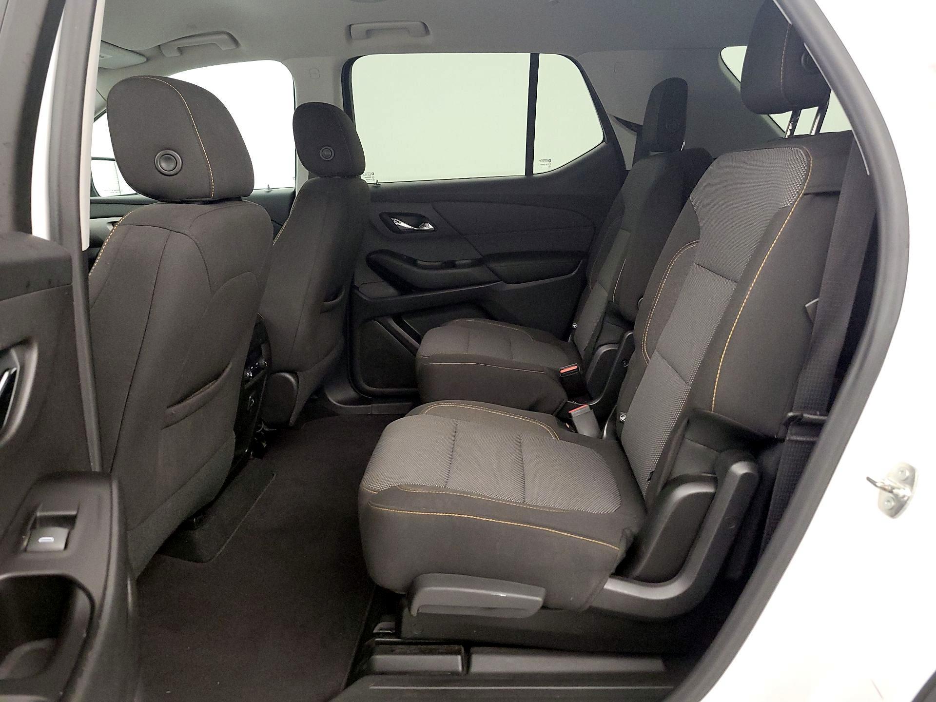 Thumbnail: 2018 Chevrolet Traverse - 19