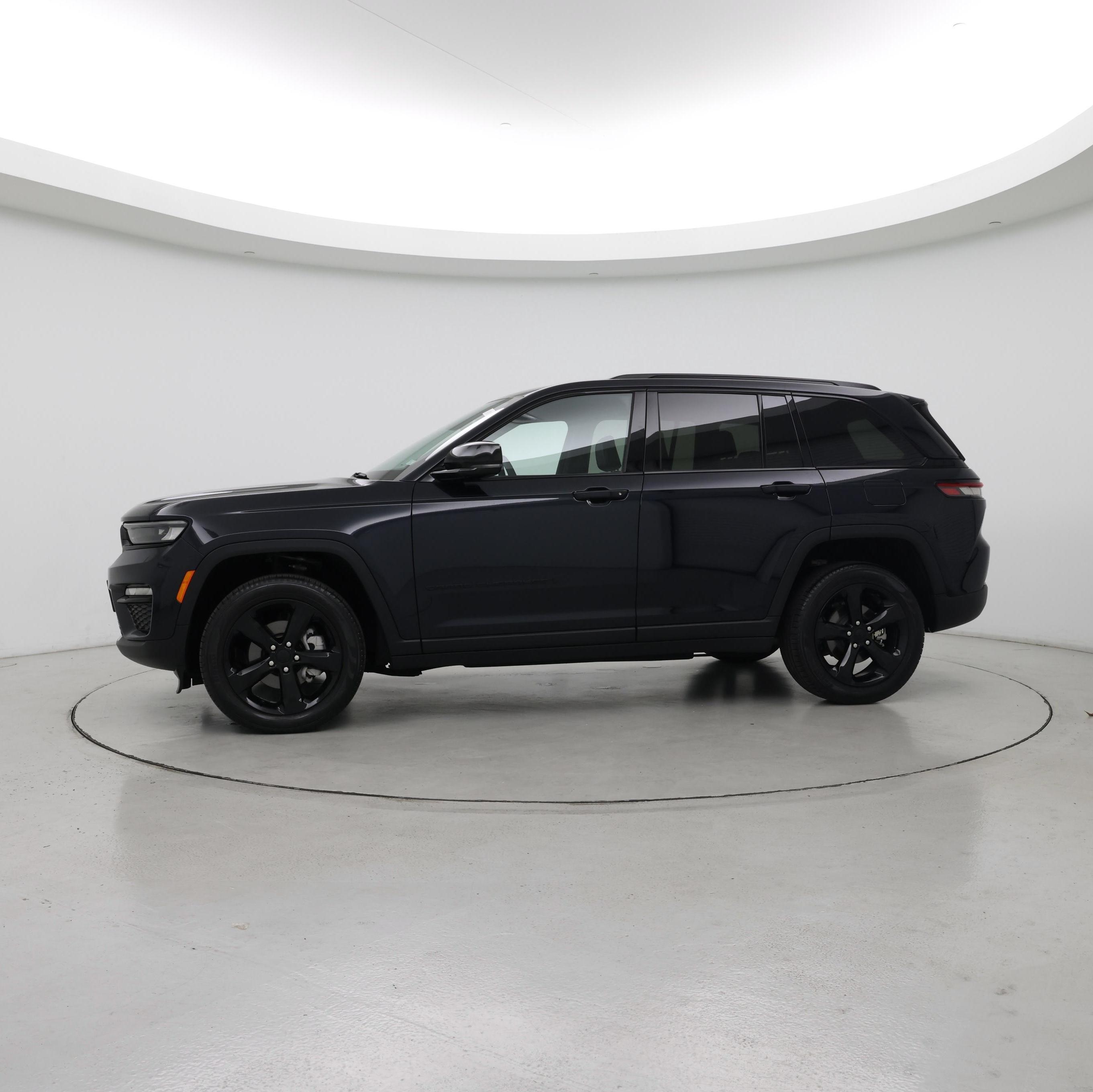 Thumbnail: 2024 Jeep Grand Cherokee - 3
