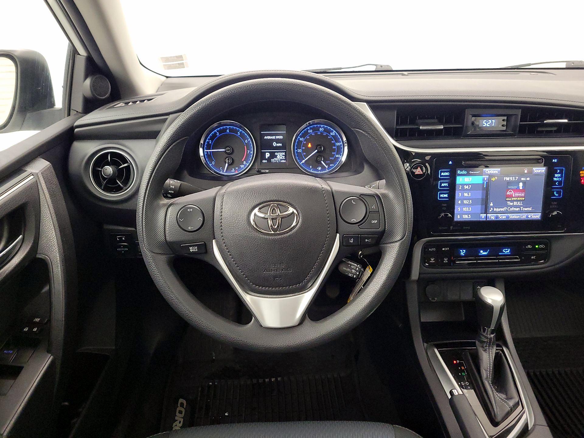 Thumbnail: 2018 Toyota Corolla - 10