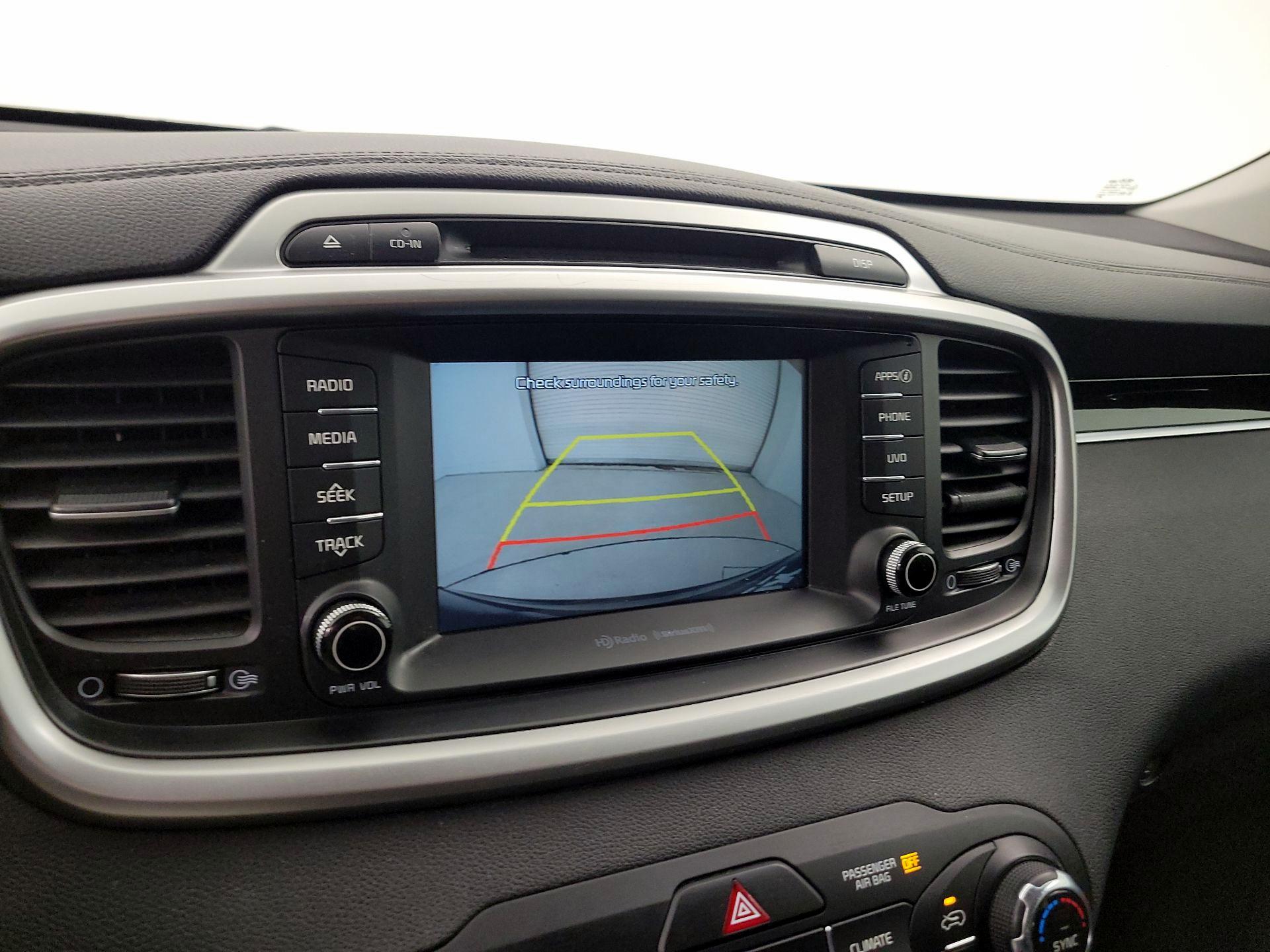 Thumbnail: 2017 Kia Sorento - 14