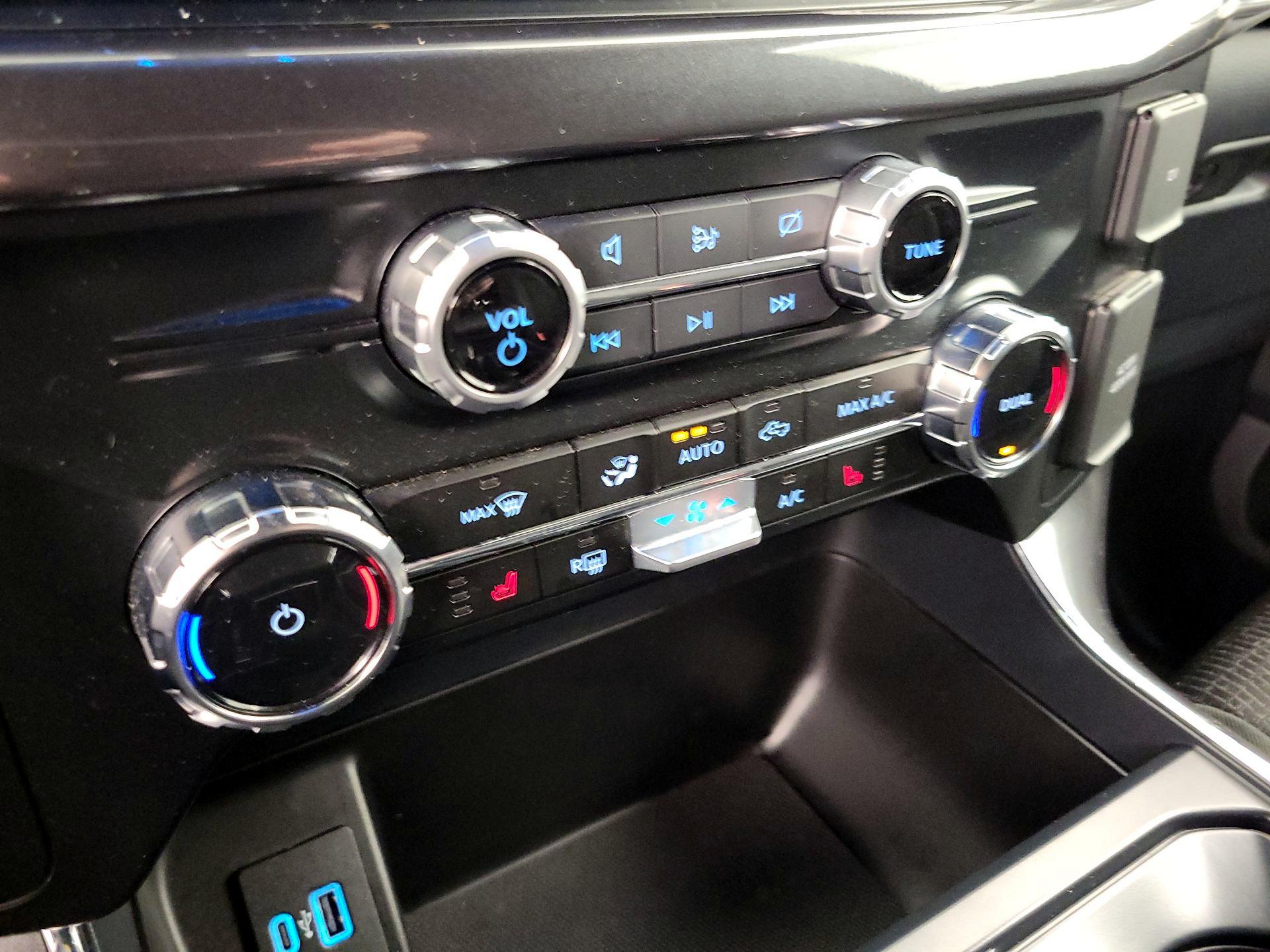 Thumbnail: 2023 Ford F-150 - 17