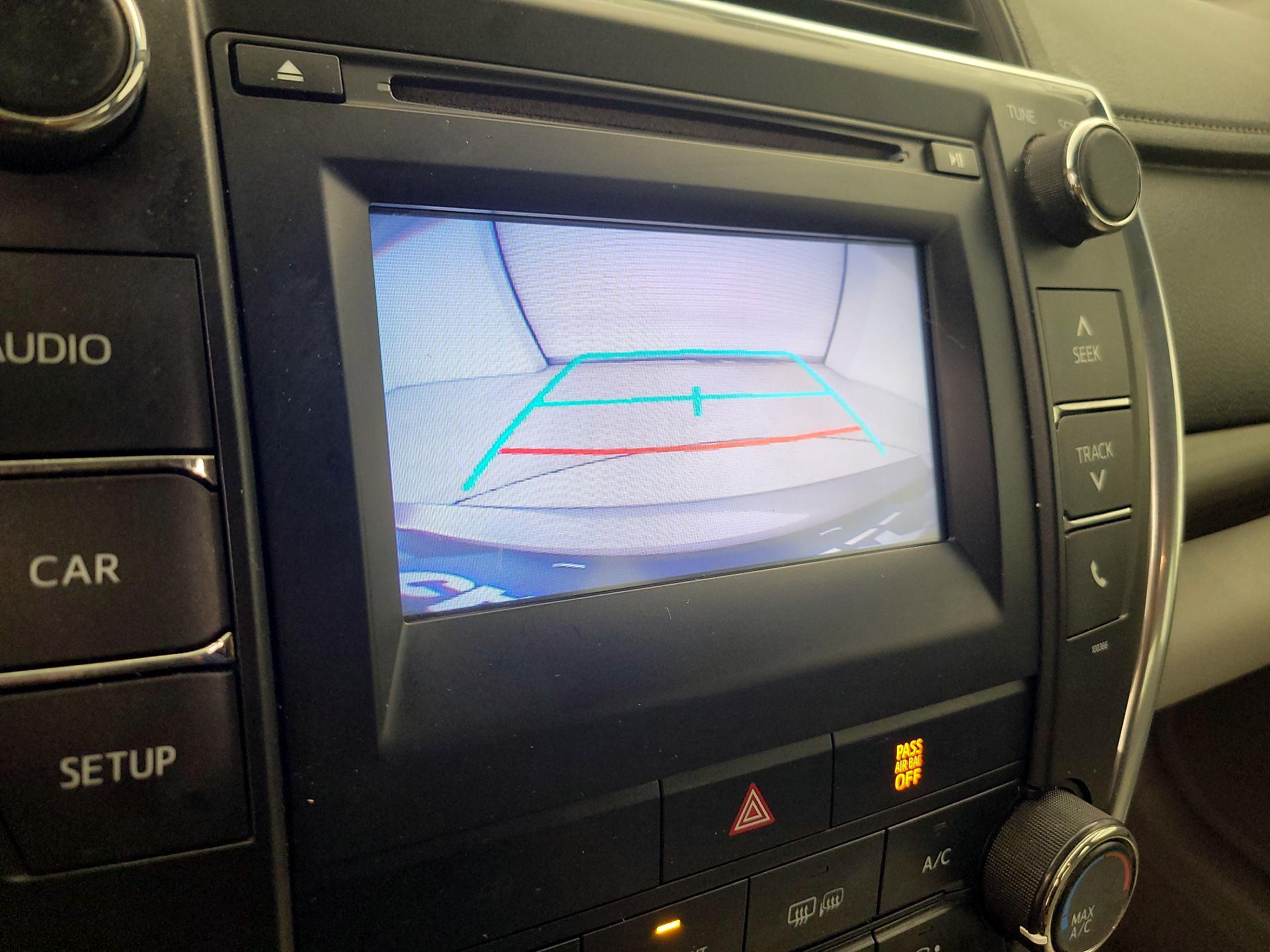 Thumbnail: 2015 Toyota Camry - 13