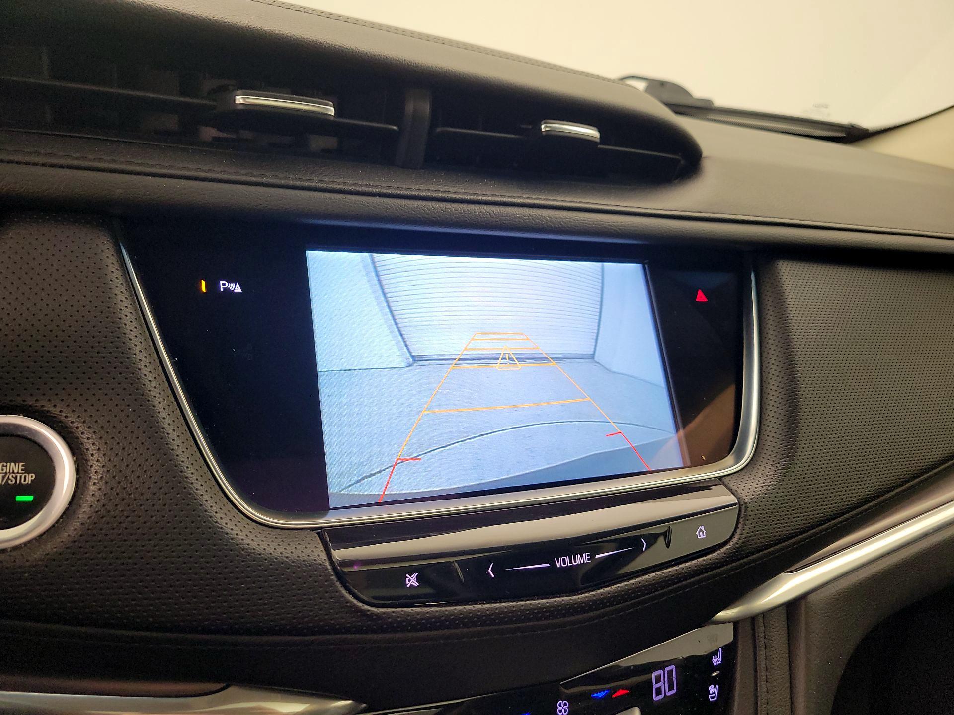 Thumbnail: 2017 Cadillac XT5 - 15