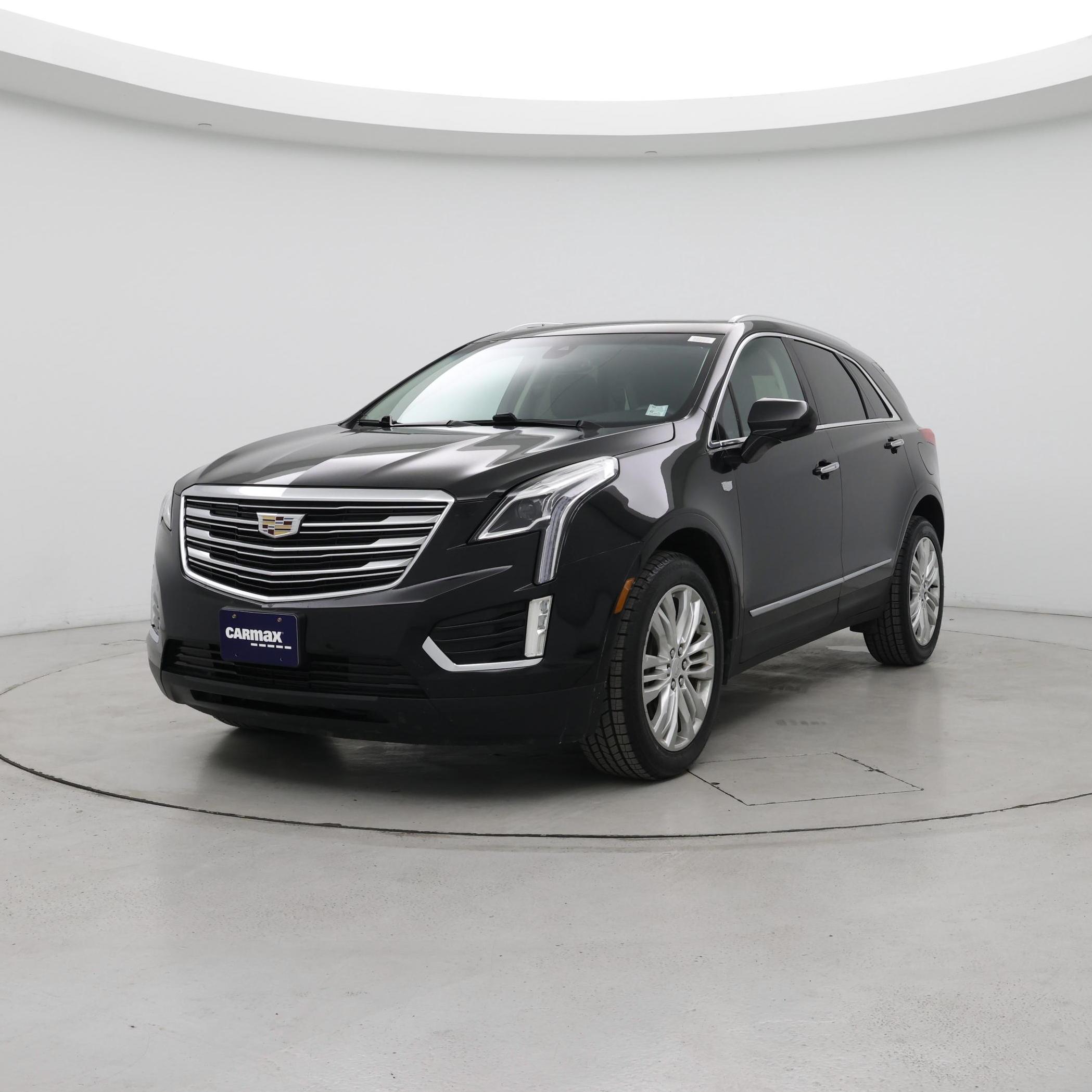 Thumbnail: 2017 Cadillac XT5 - 4
