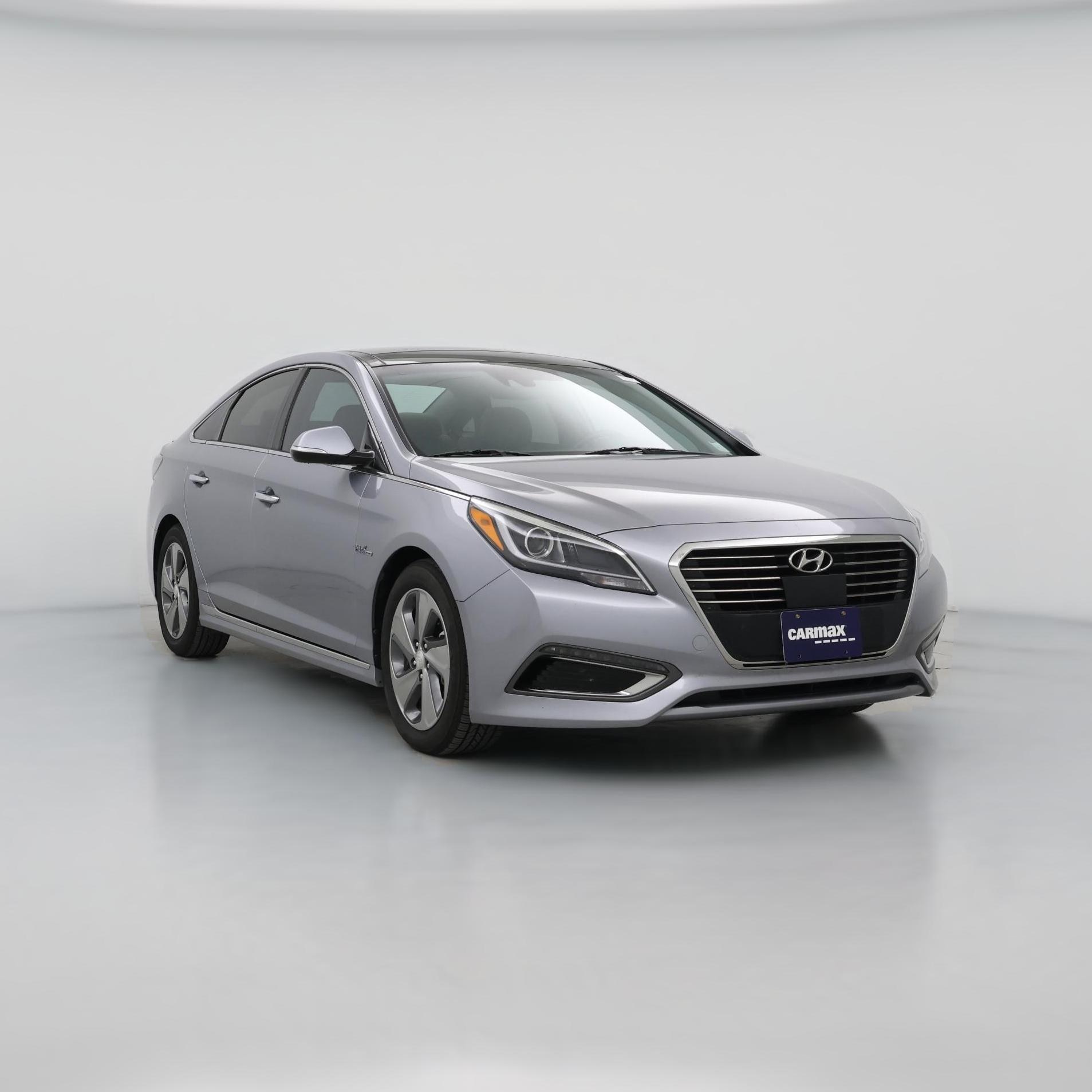Thumbnail: 2016 Hyundai Sonata - 1