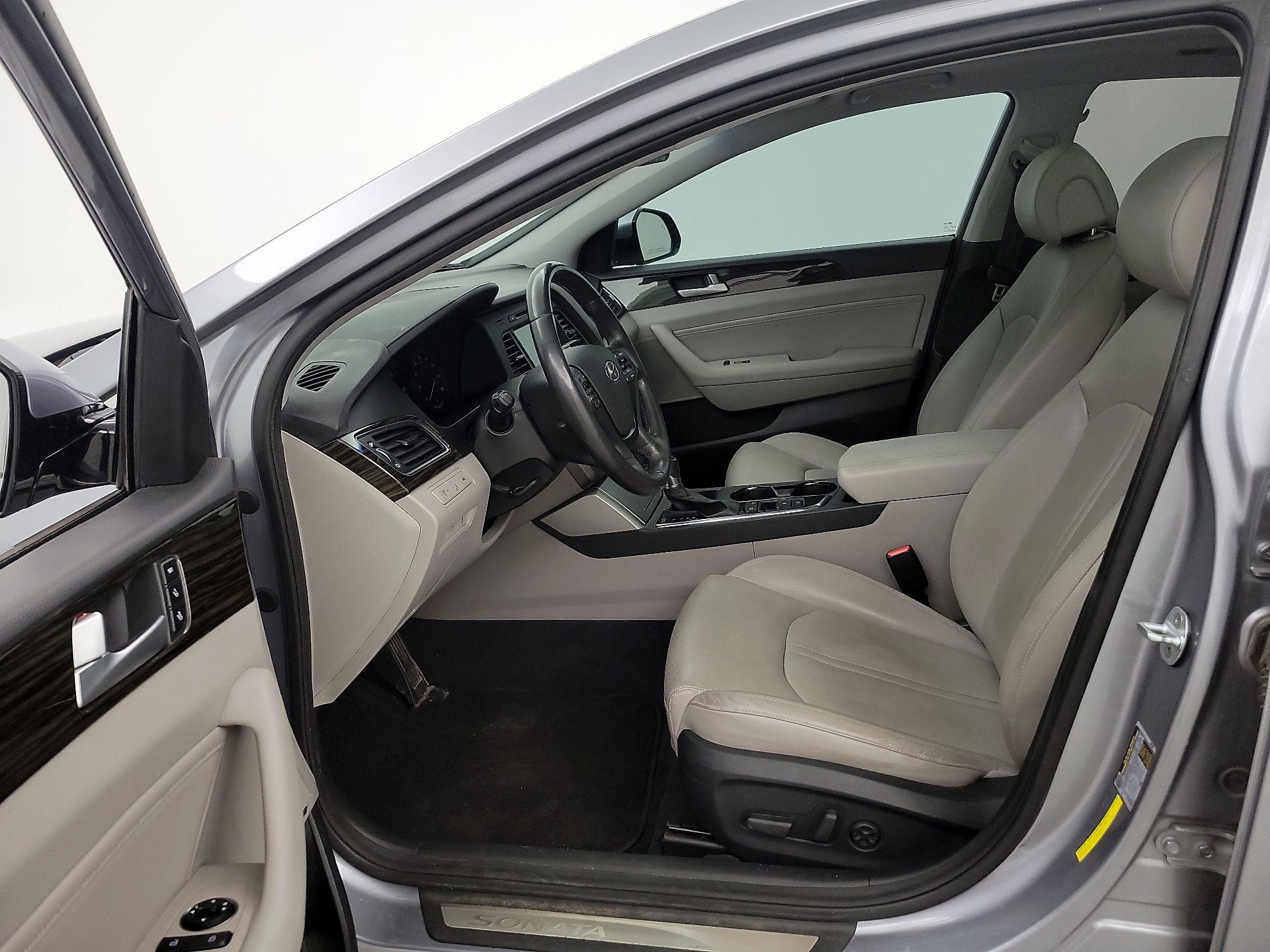 Thumbnail: 2016 Hyundai Sonata - 11