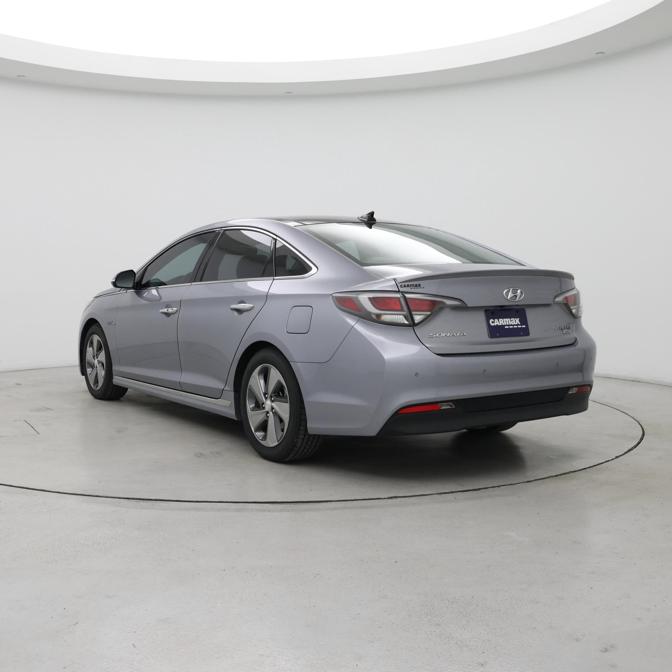 Thumbnail: 2016 Hyundai Sonata - 2