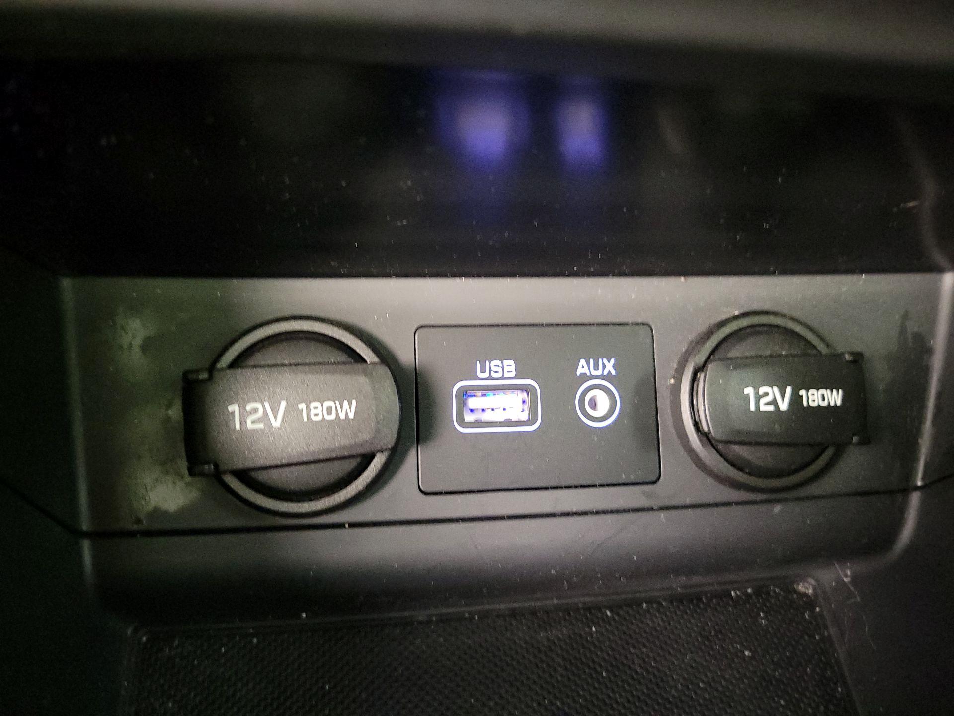 Thumbnail: 2016 Hyundai Sonata - 19