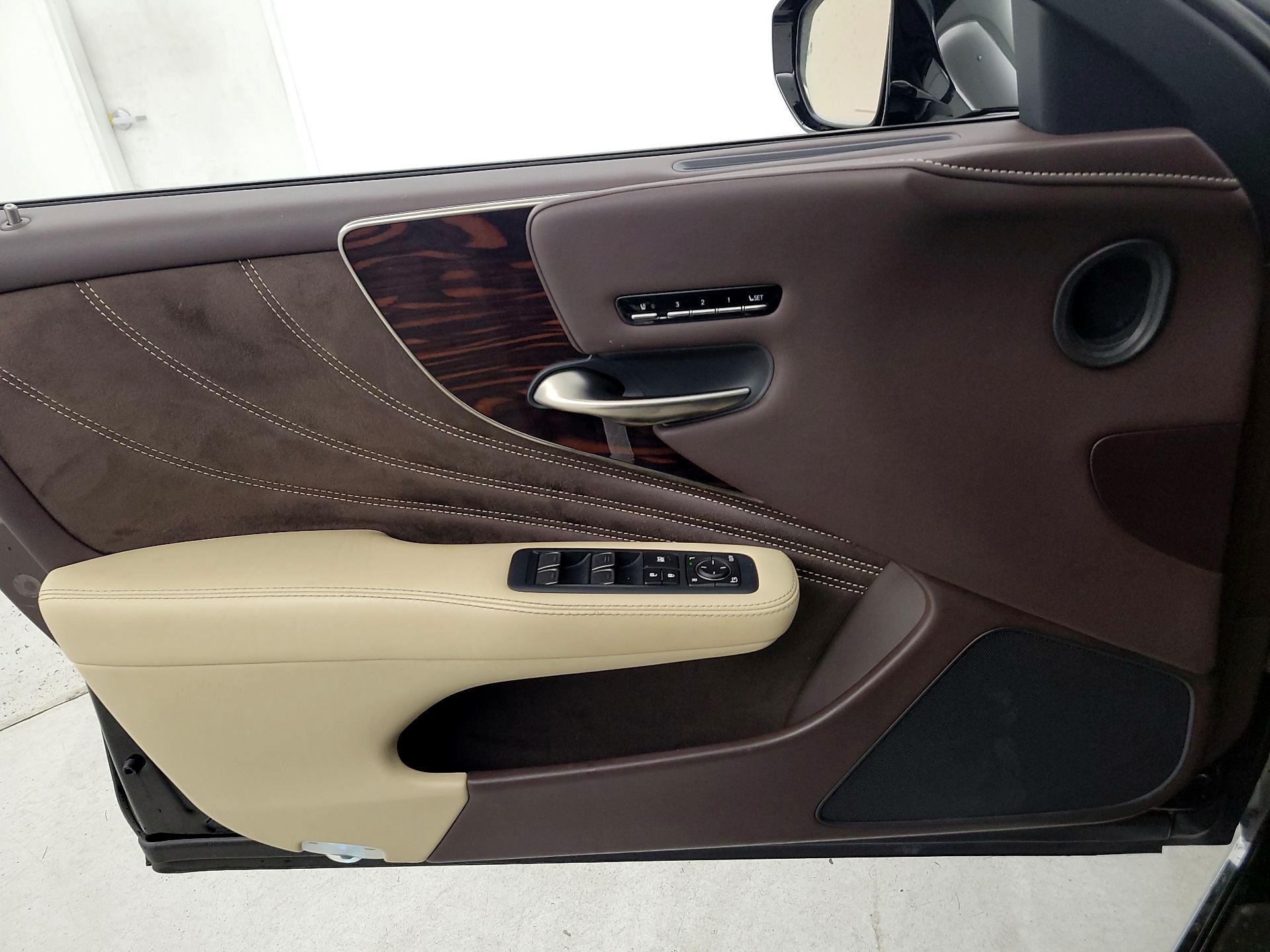 Thumbnail: 2018 Lexus LS - 12