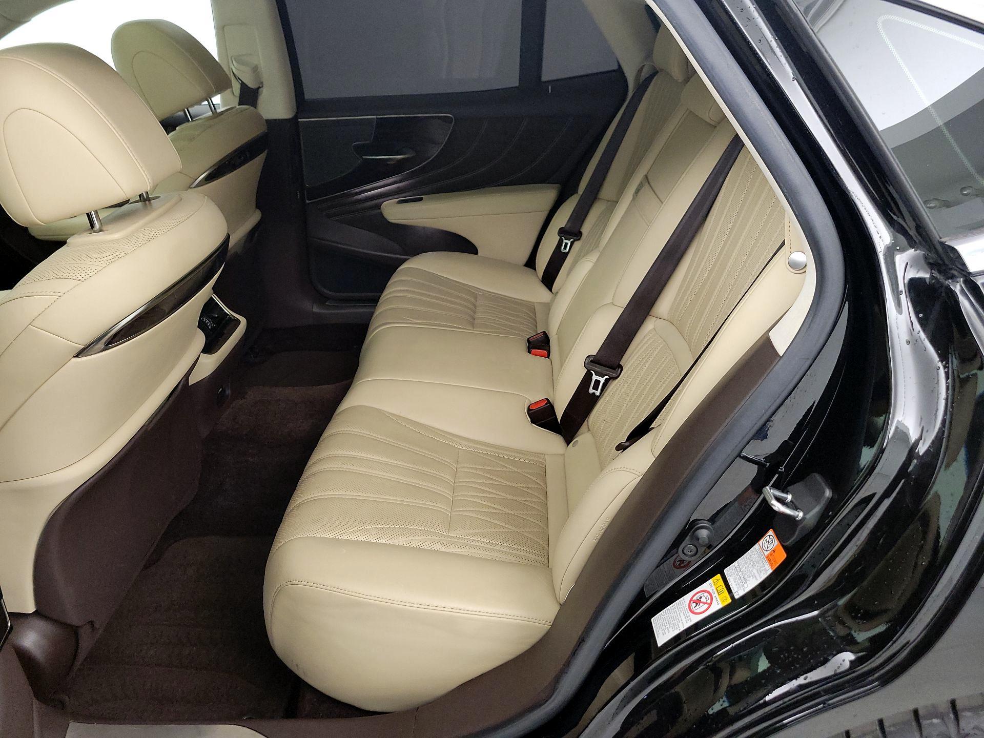 Thumbnail: 2018 Lexus LS - 20