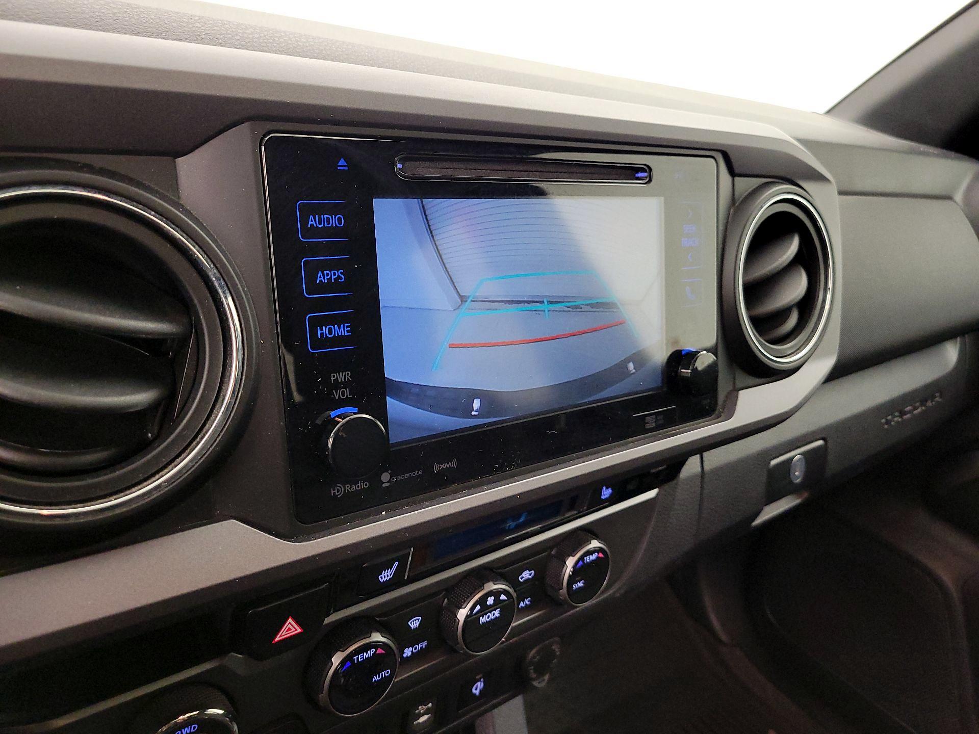 Thumbnail: 2016 Toyota Tacoma - 14