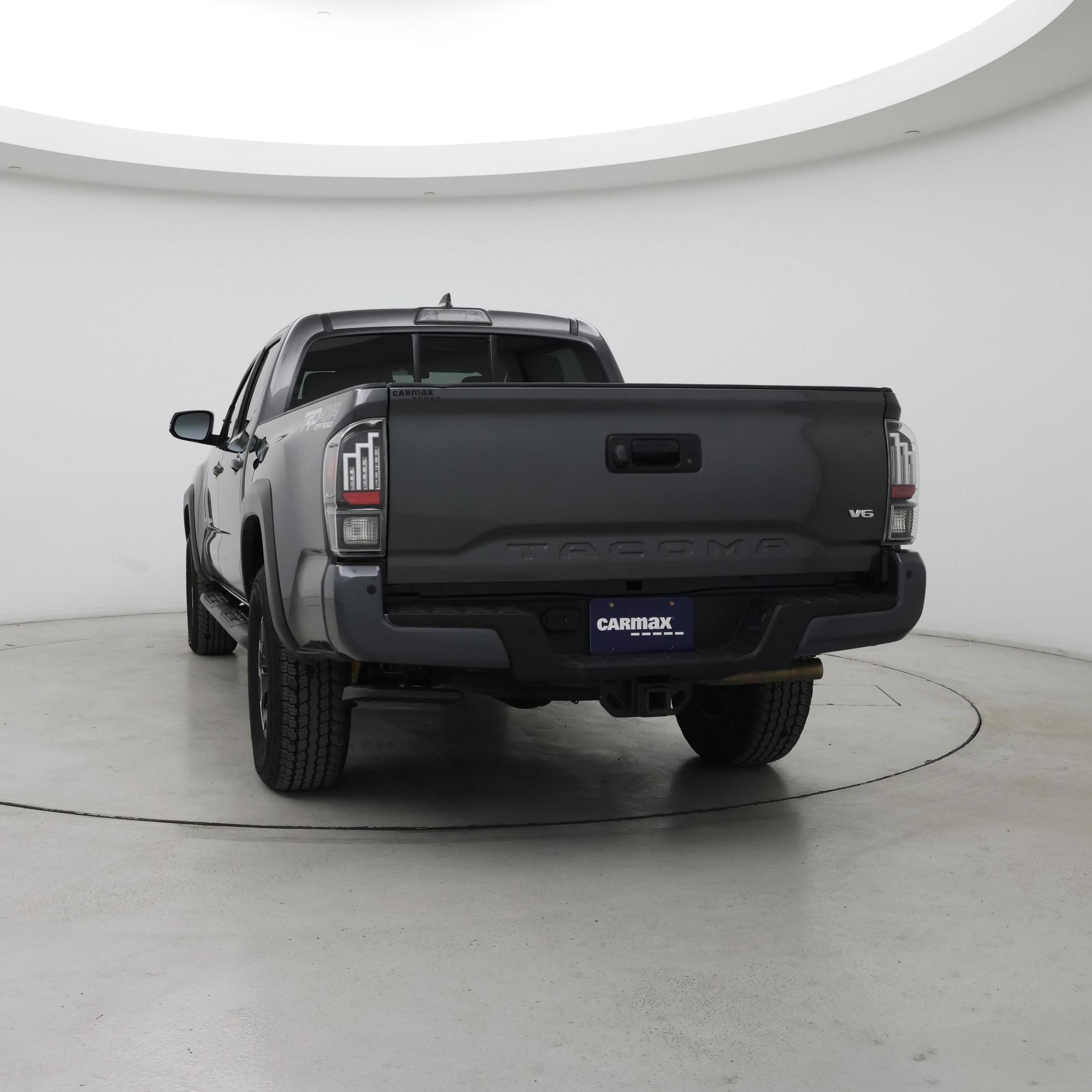 Thumbnail: 2016 Toyota Tacoma - 6