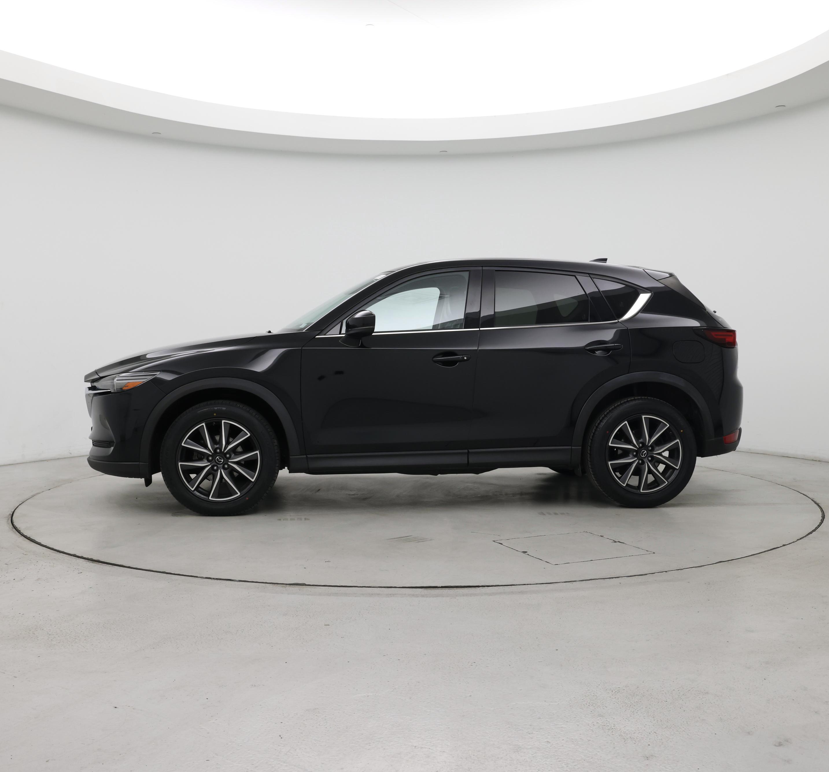 Thumbnail: 2017 Mazda CX-5 - 3