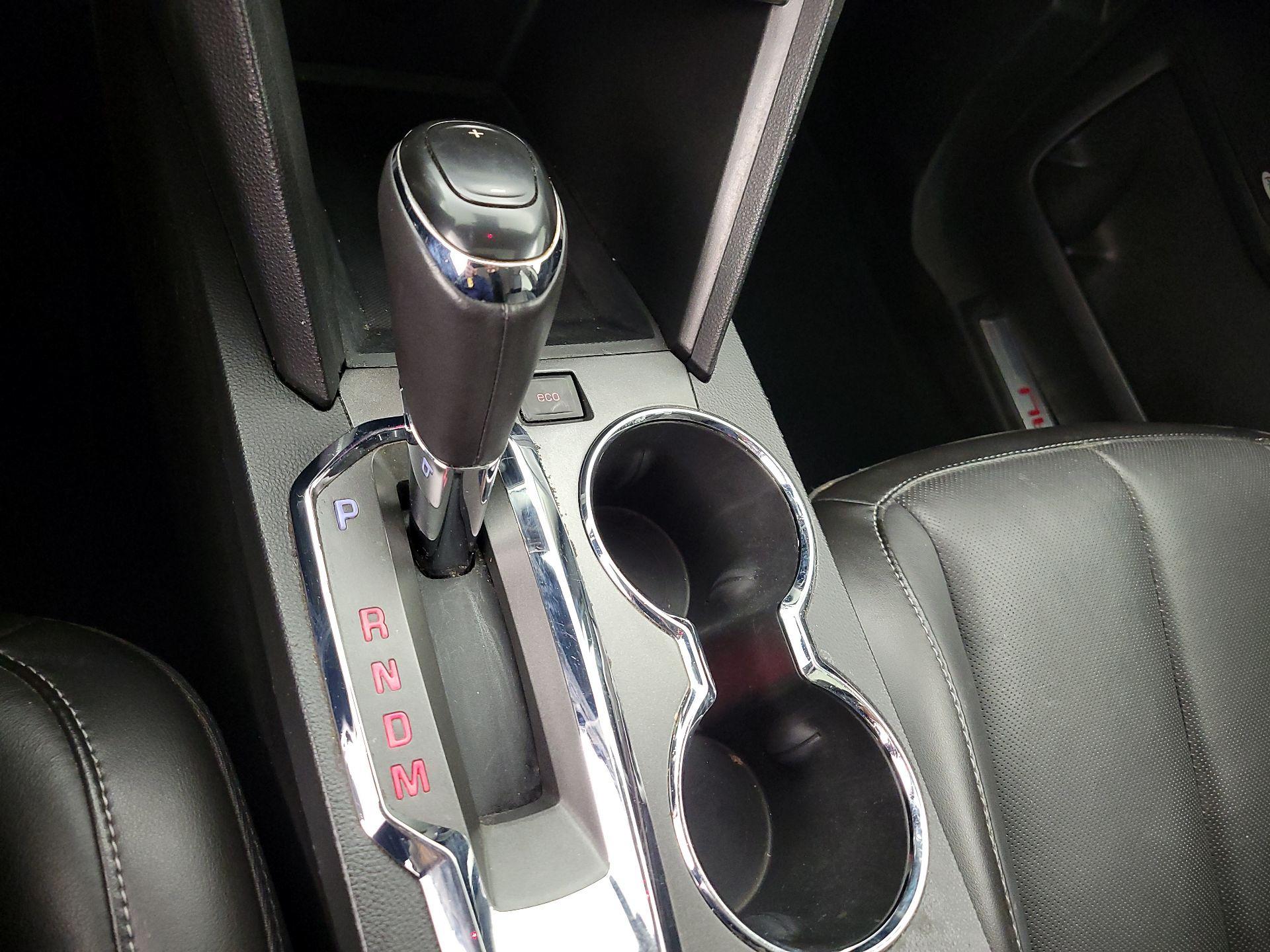 Thumbnail: 2016 GMC Terrain - 17