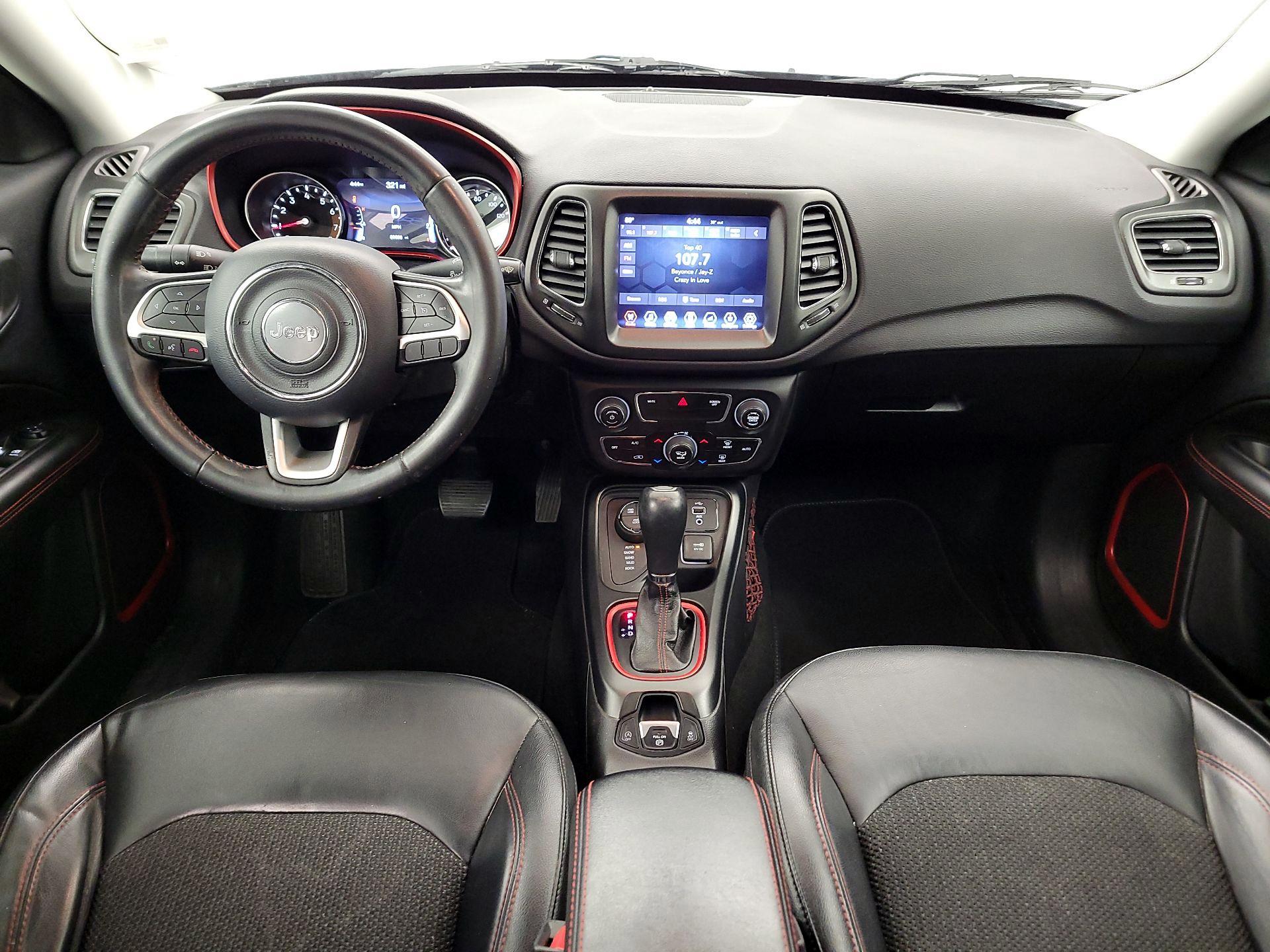 Thumbnail: 2018 Jeep Compass - 9