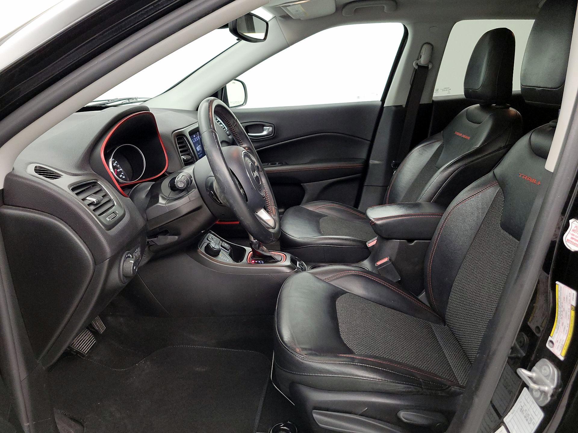 Thumbnail: 2018 Jeep Compass - 11