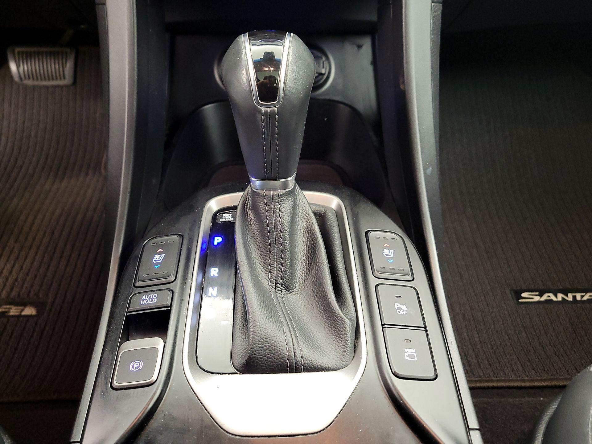 Thumbnail: 2018 Hyundai Santa Fe - 18