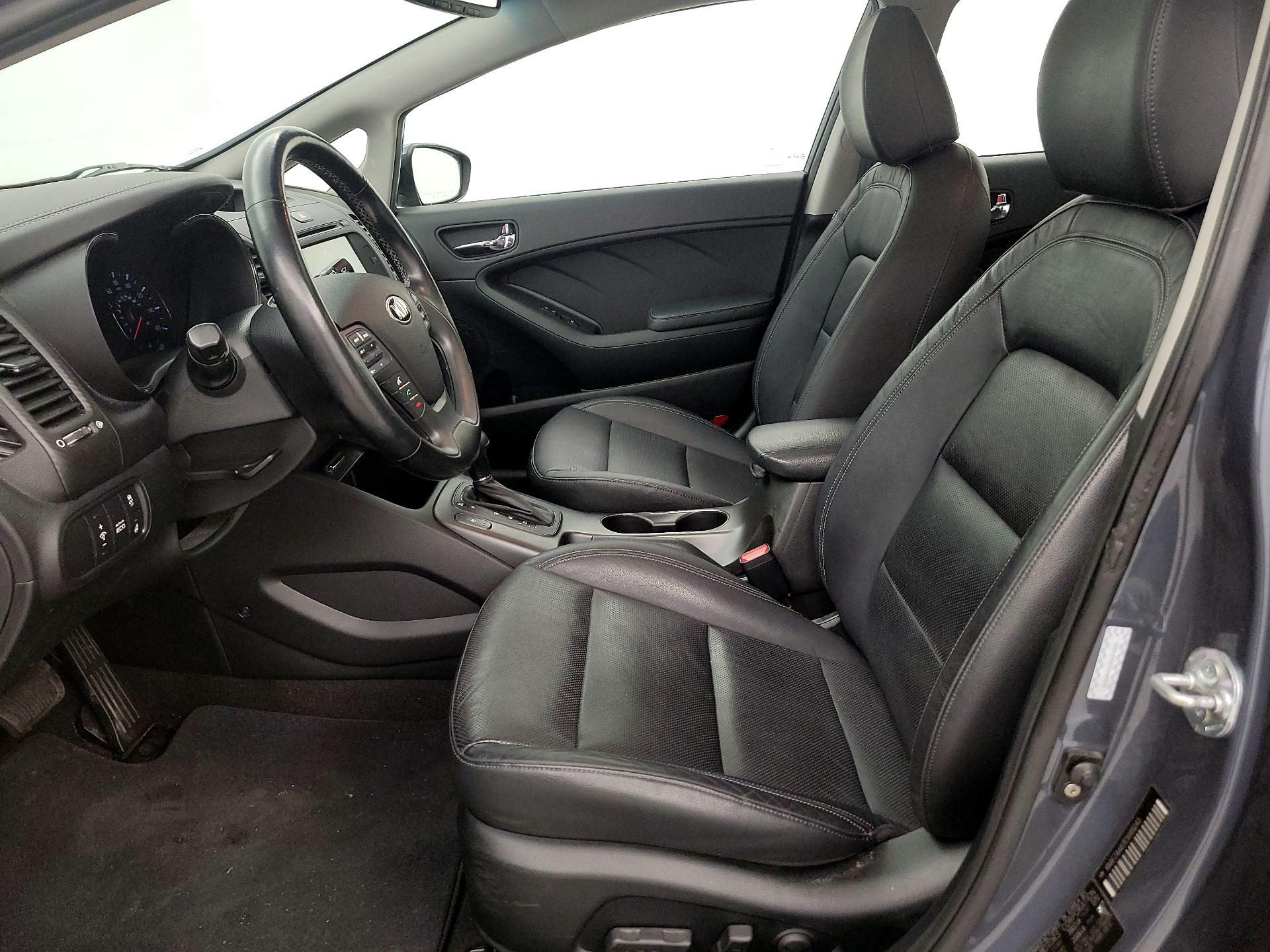 Thumbnail: 2014 Kia Forte - 11