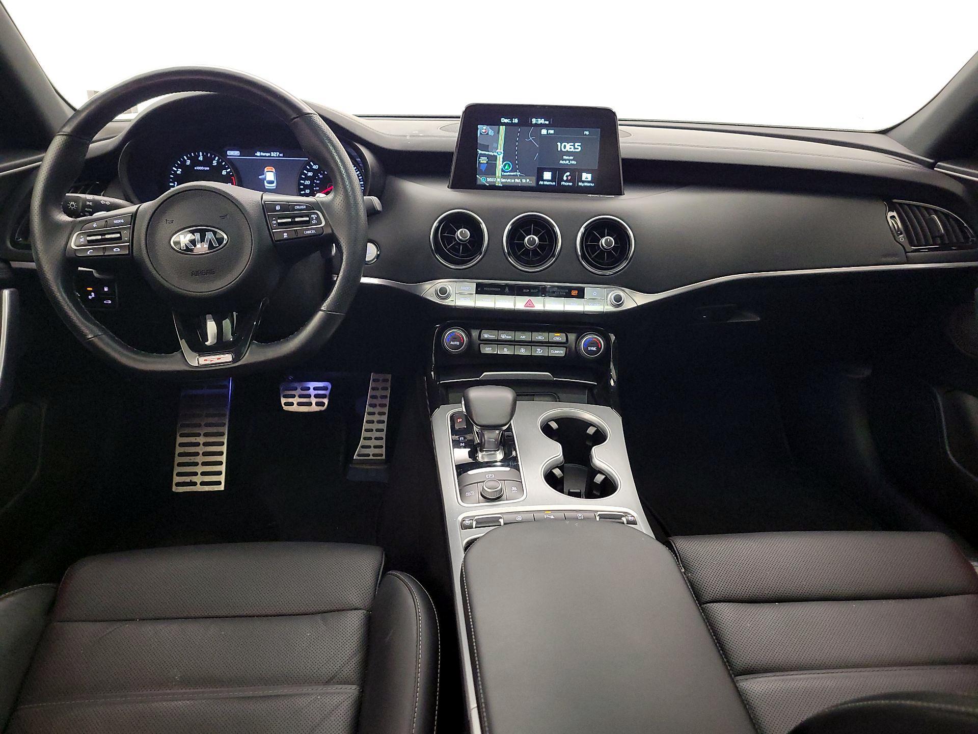 Thumbnail: 2018 Kia Stinger - 9