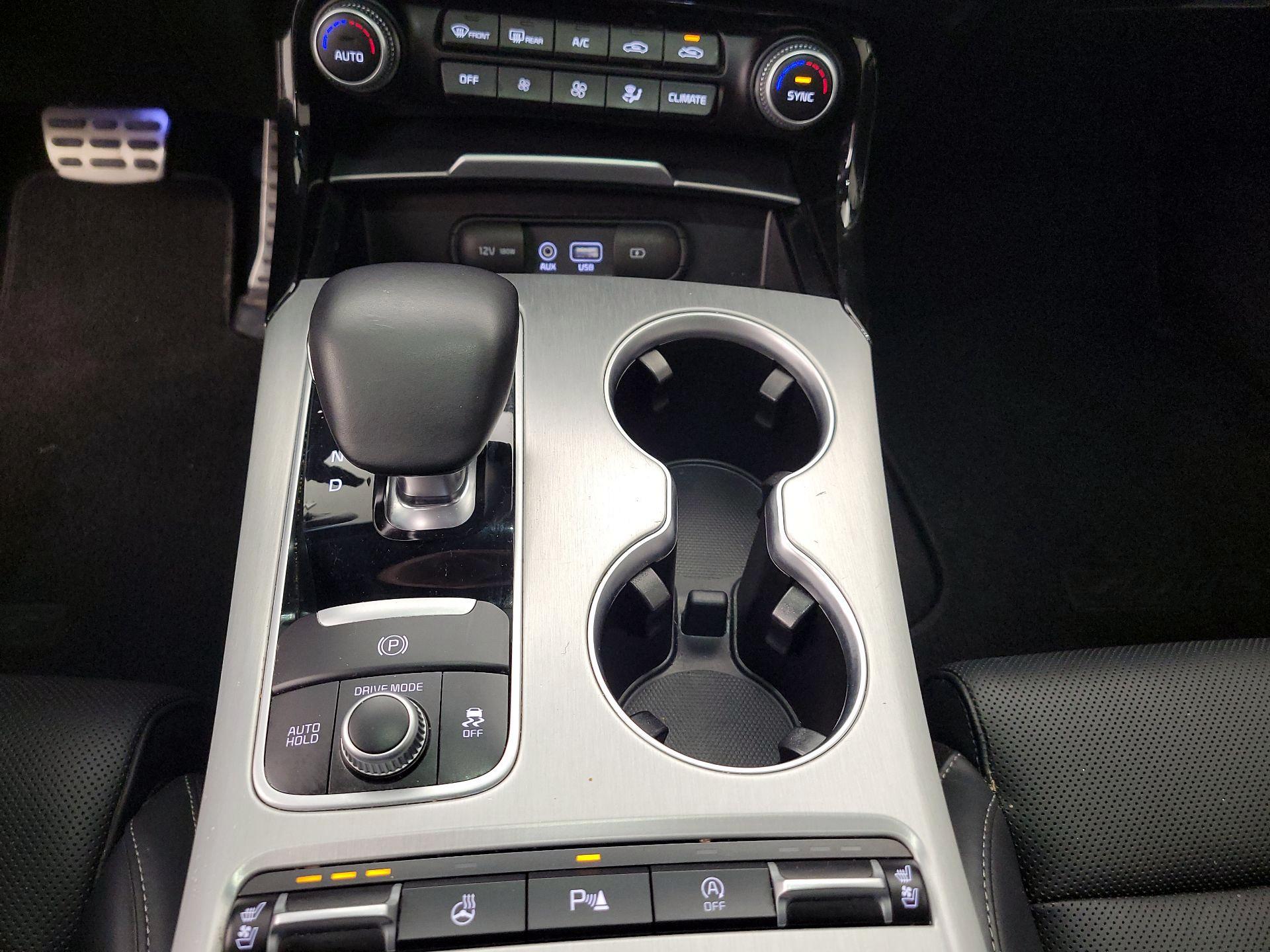 Thumbnail: 2018 Kia Stinger - 17