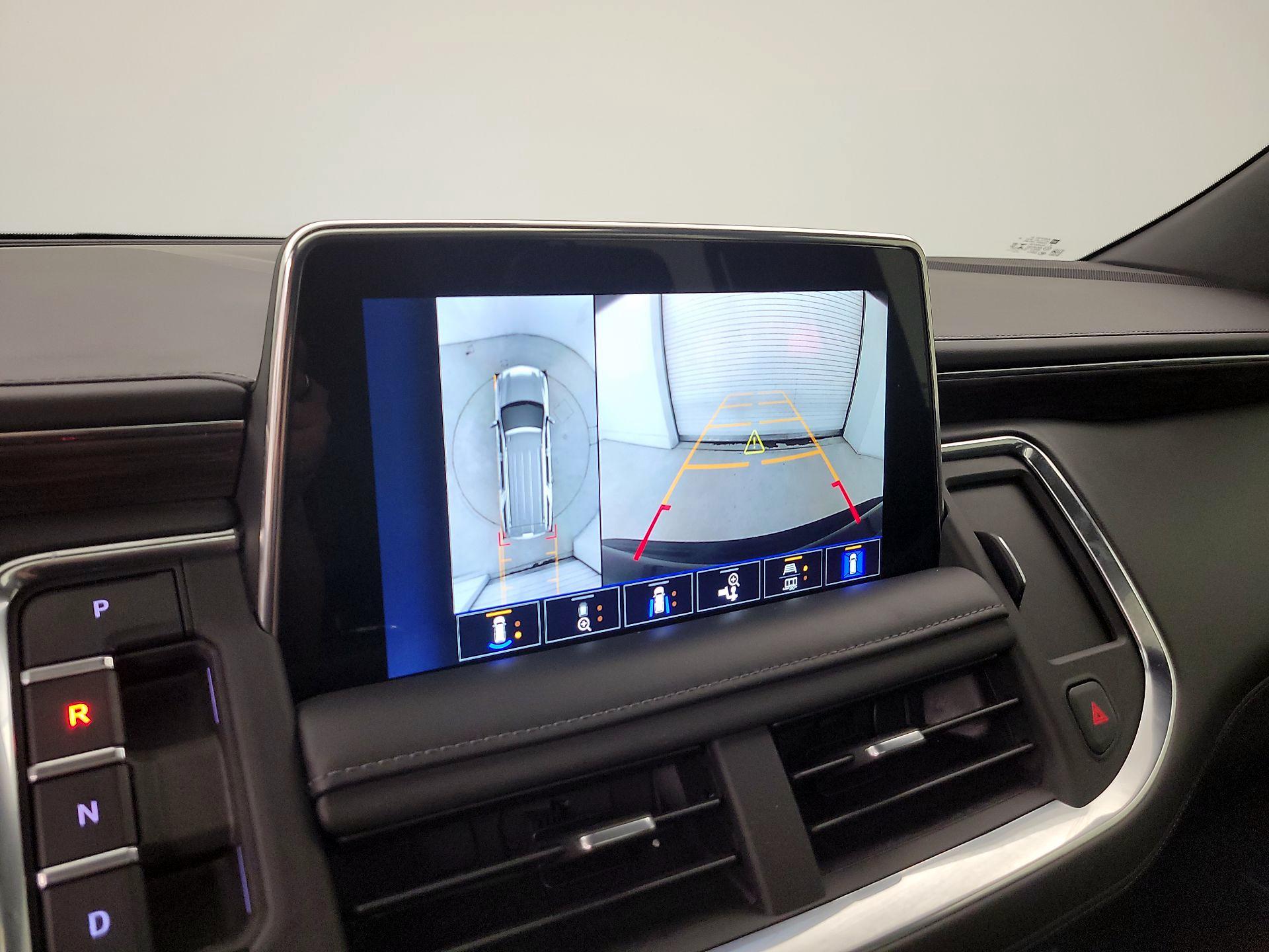 Thumbnail: 2022 Chevrolet Tahoe - 14