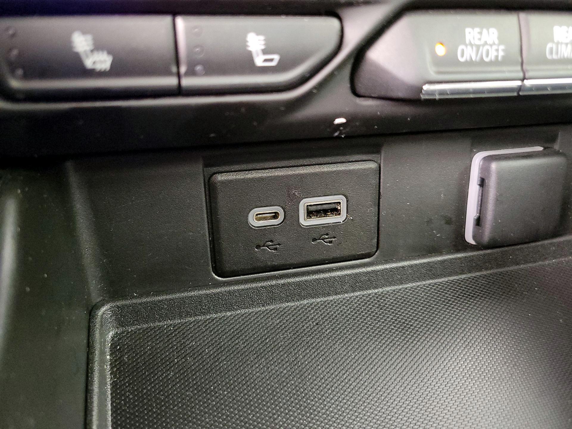 Thumbnail: 2022 Chevrolet Tahoe - 18